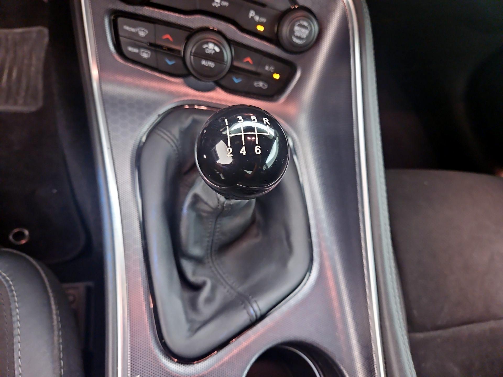Thumbnail: 2016 Dodge Challenger - 17