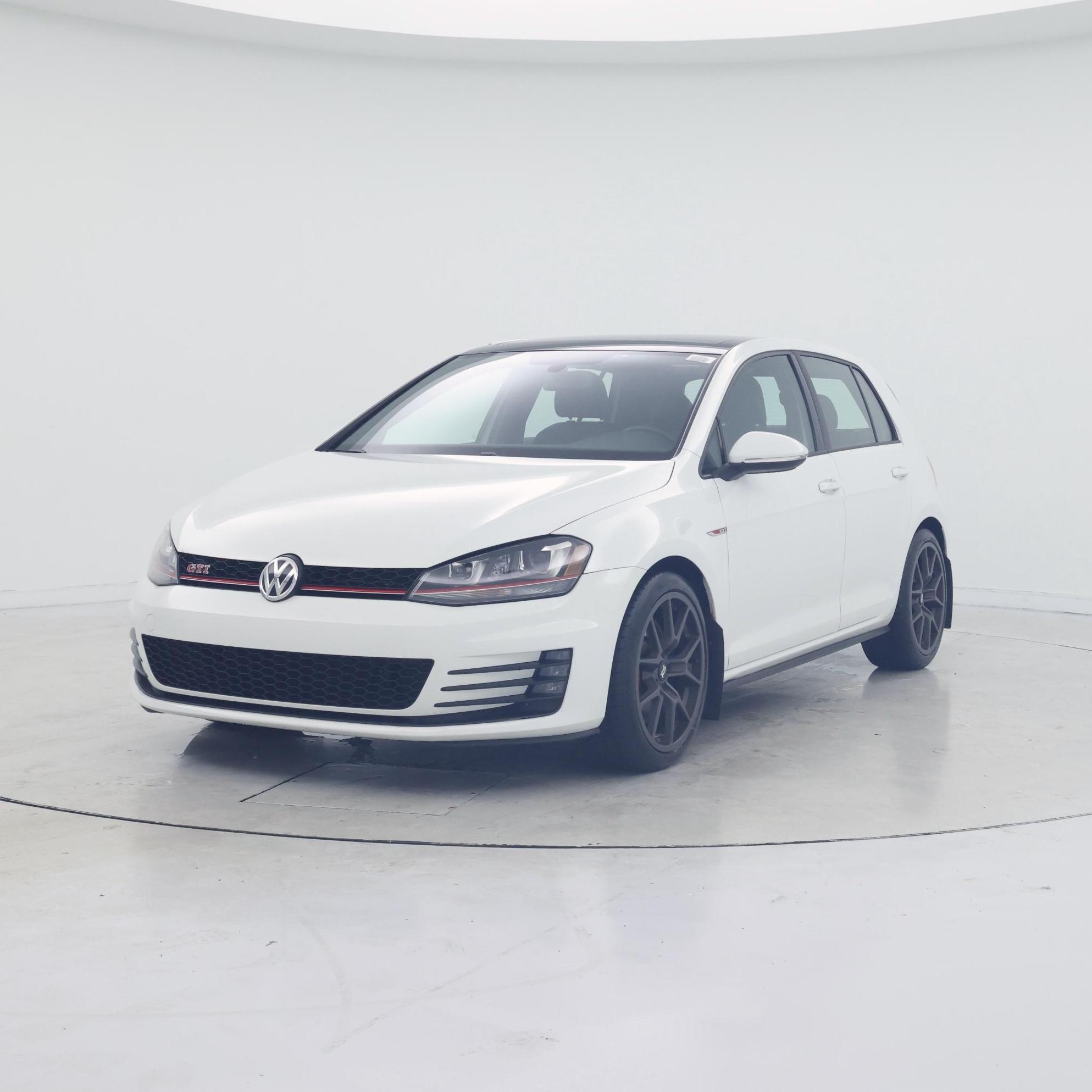 Thumbnail: 2016 Volkswagen Golf - 4