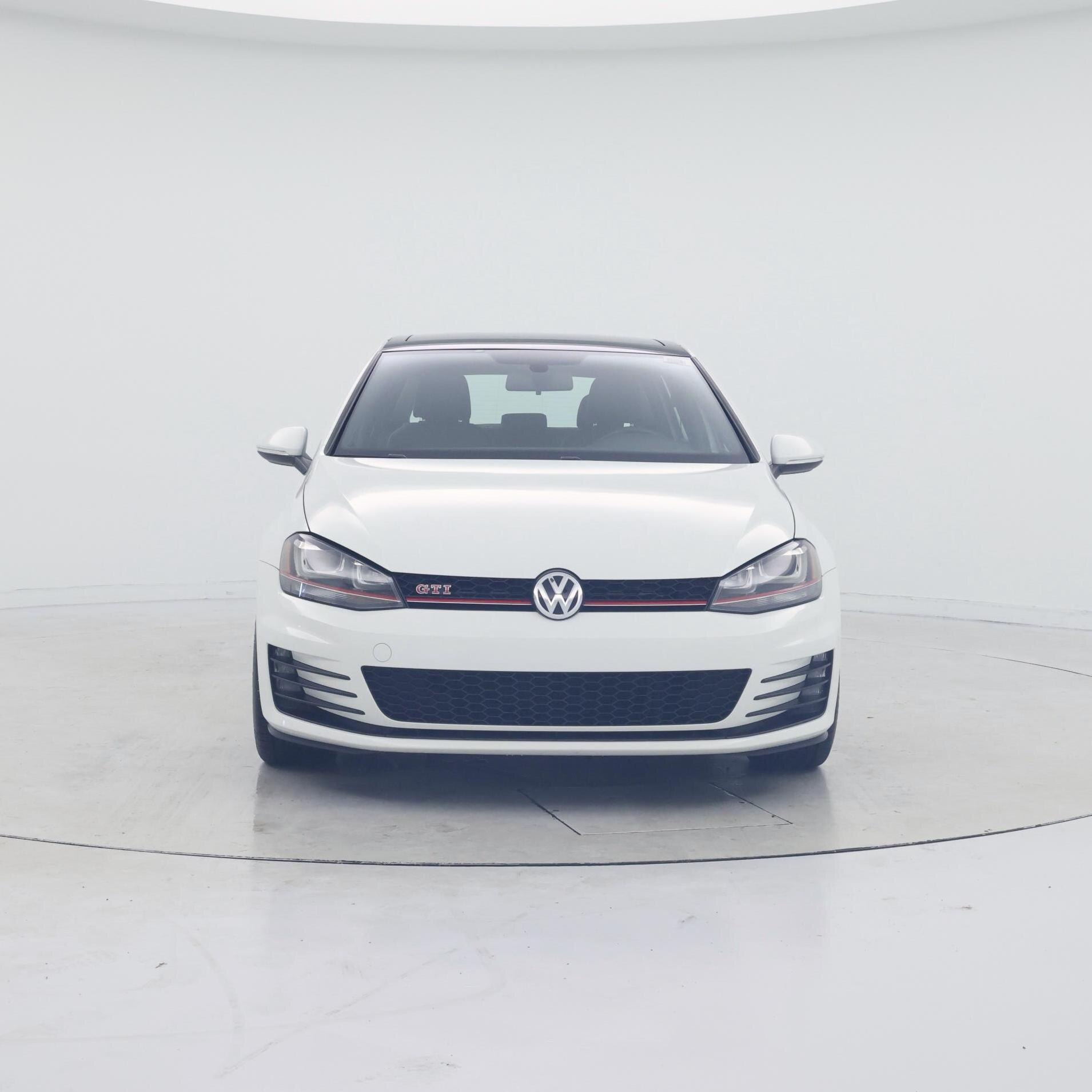 Thumbnail: 2016 Volkswagen Golf - 5