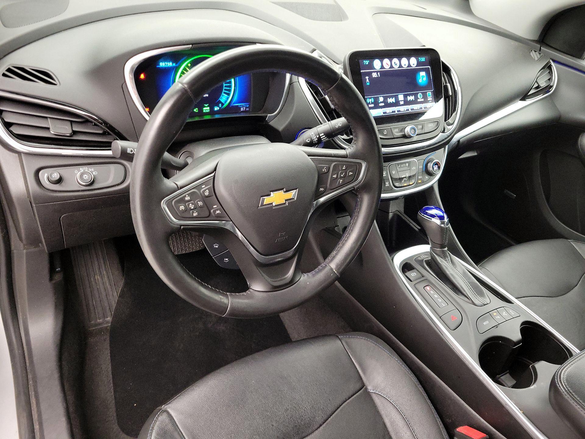 Thumbnail: 2017 Chevrolet Volt - 9