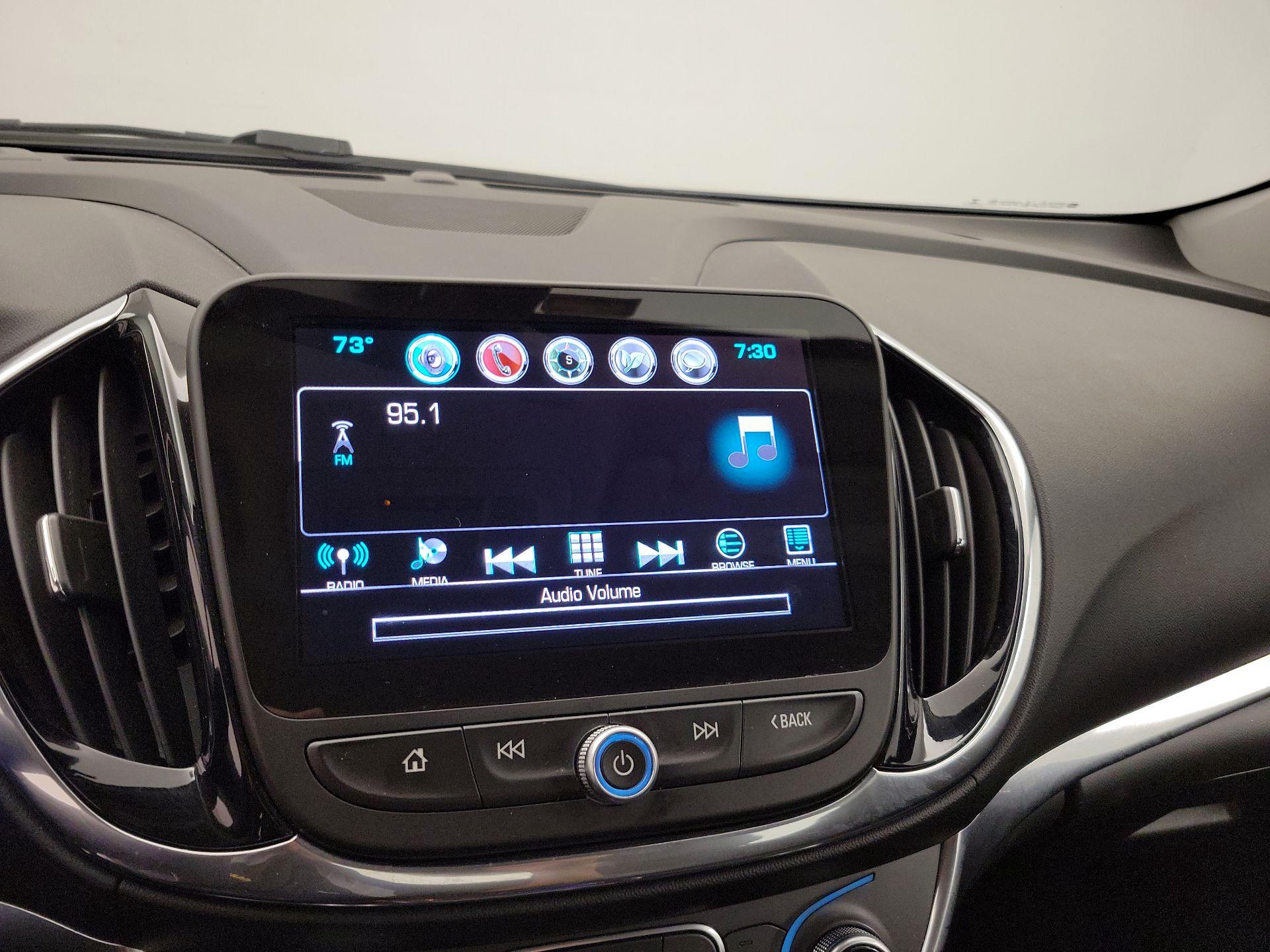 Thumbnail: 2017 Chevrolet Volt - 16