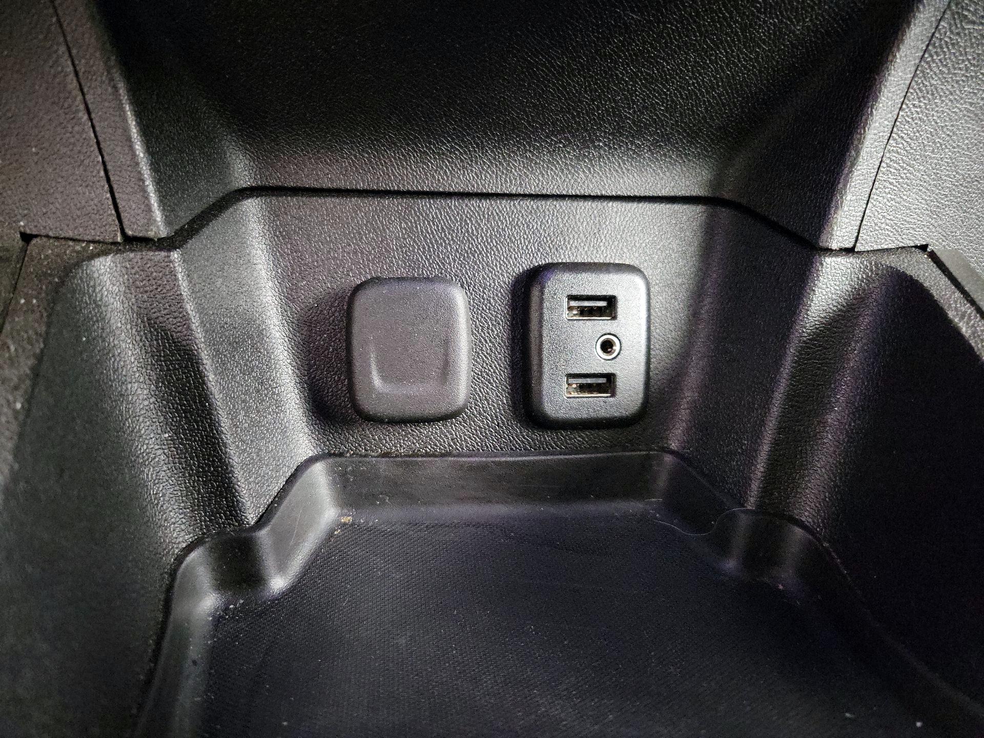 Thumbnail: 2017 Chevrolet Volt - 19