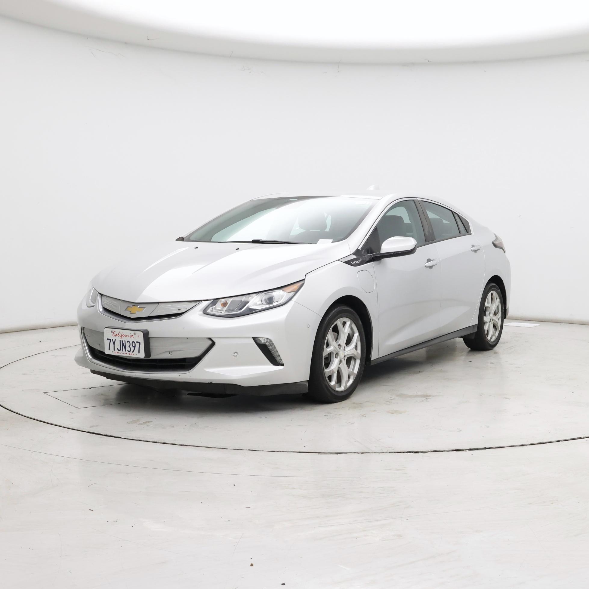 Thumbnail: 2017 Chevrolet Volt - 4