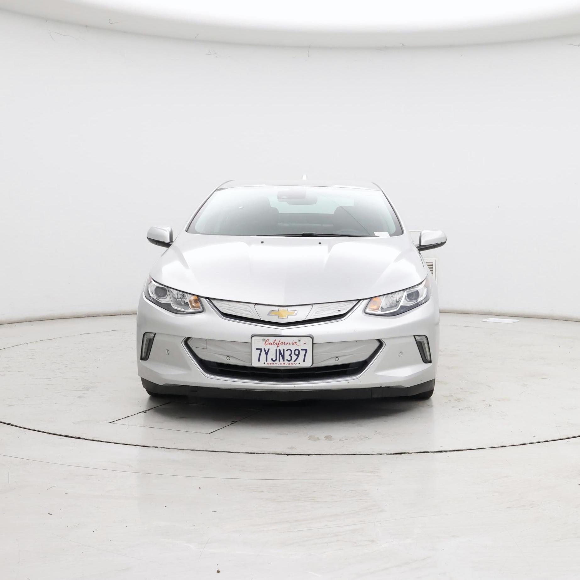 Thumbnail: 2017 Chevrolet Volt - 5