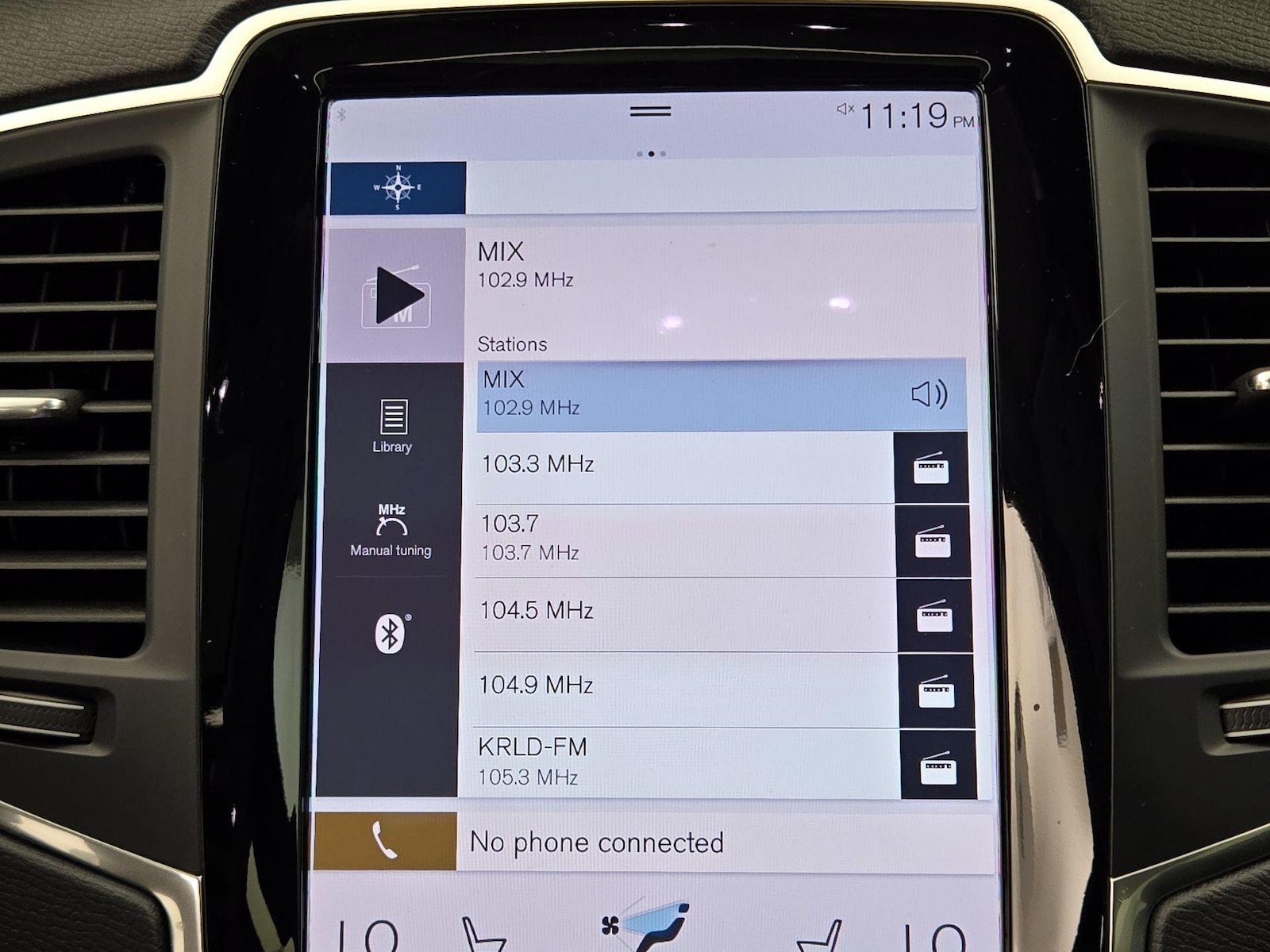 2021 Volvo XC90 Momentum - Photo 17