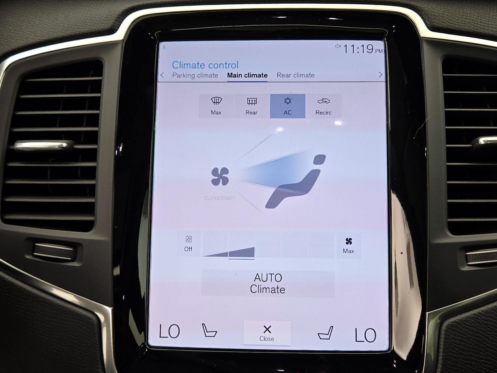 2021 Volvo XC90 Momentum - Photo 18
