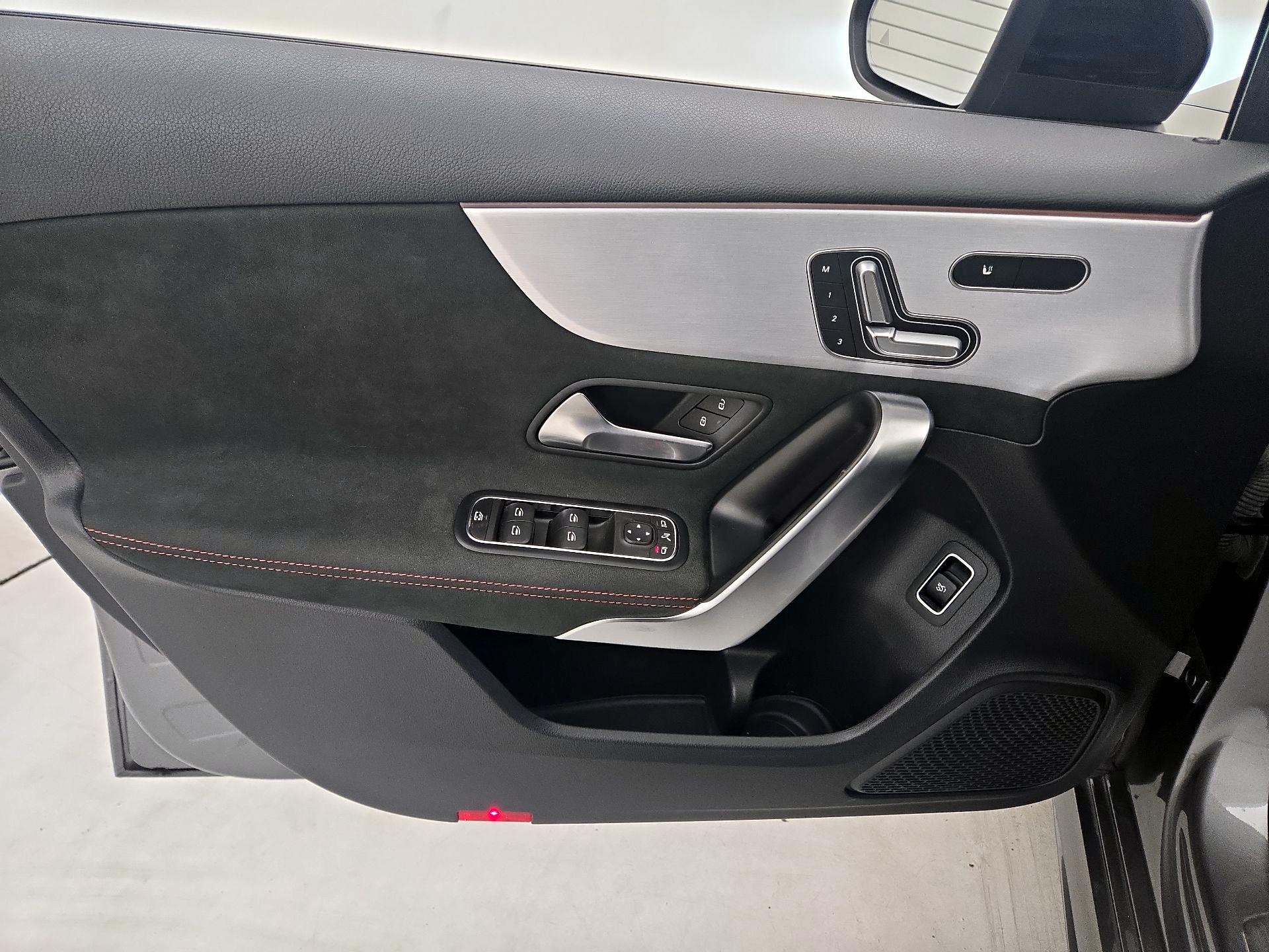 Thumbnail: 2021 Mercedes-Benz A-Class - 12