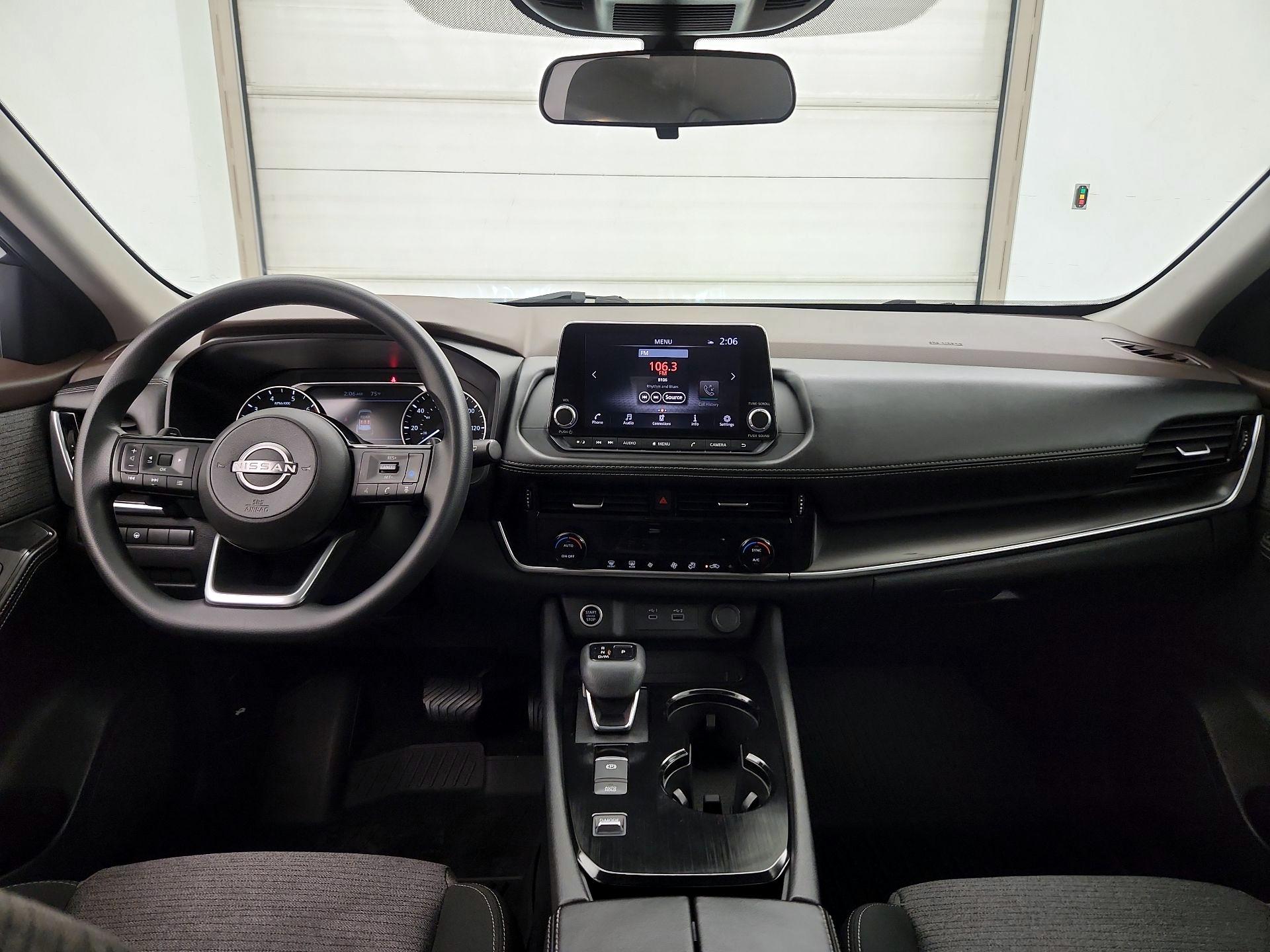 Thumbnail: 2023 Nissan Rogue - 9