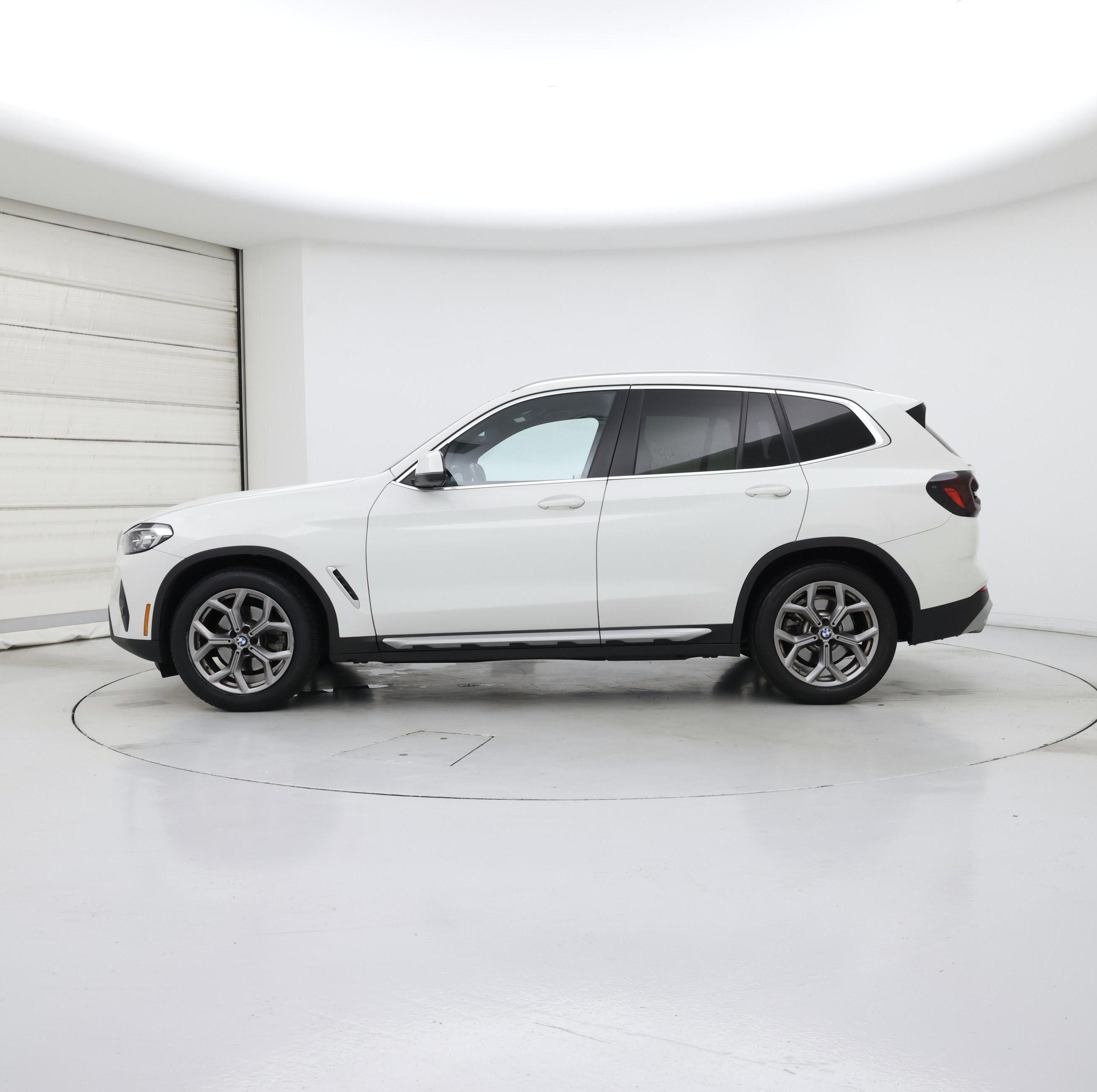 Thumbnail: 2022 BMW X3 - 3