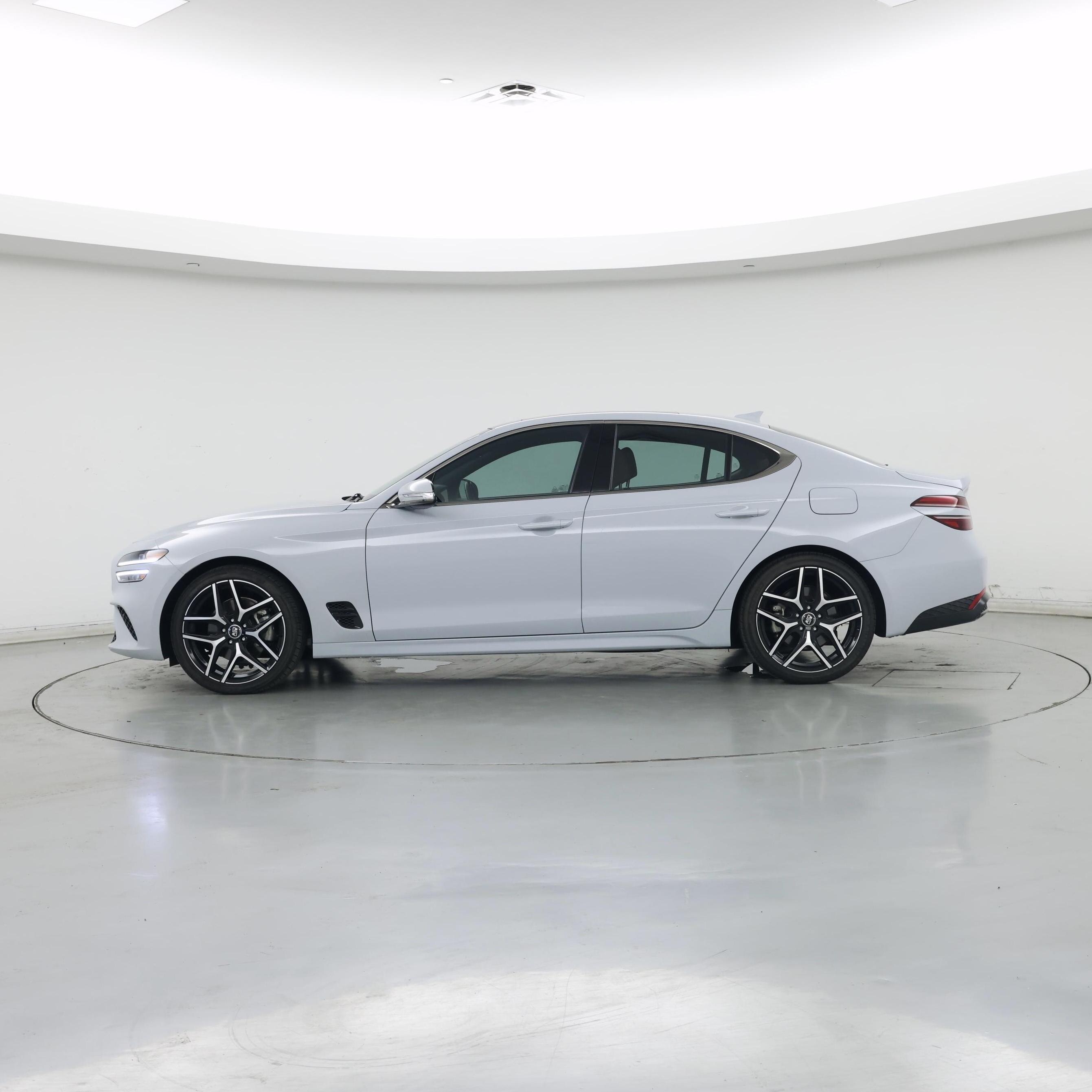 Thumbnail: 2023 Genesis G70 - 3