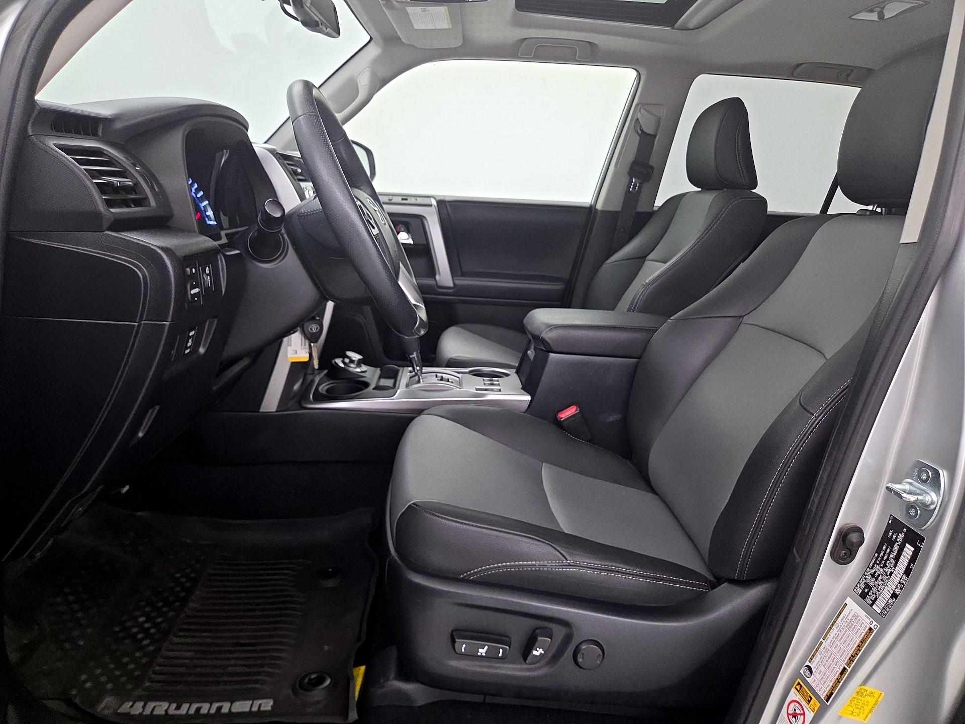 Thumbnail: 2019 Toyota 4Runner - 11