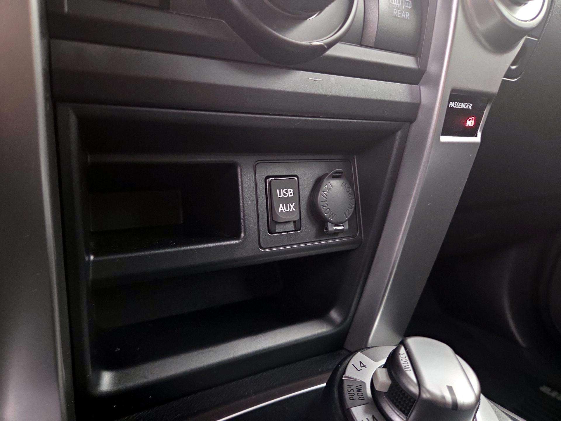 Thumbnail: 2019 Toyota 4Runner - 19