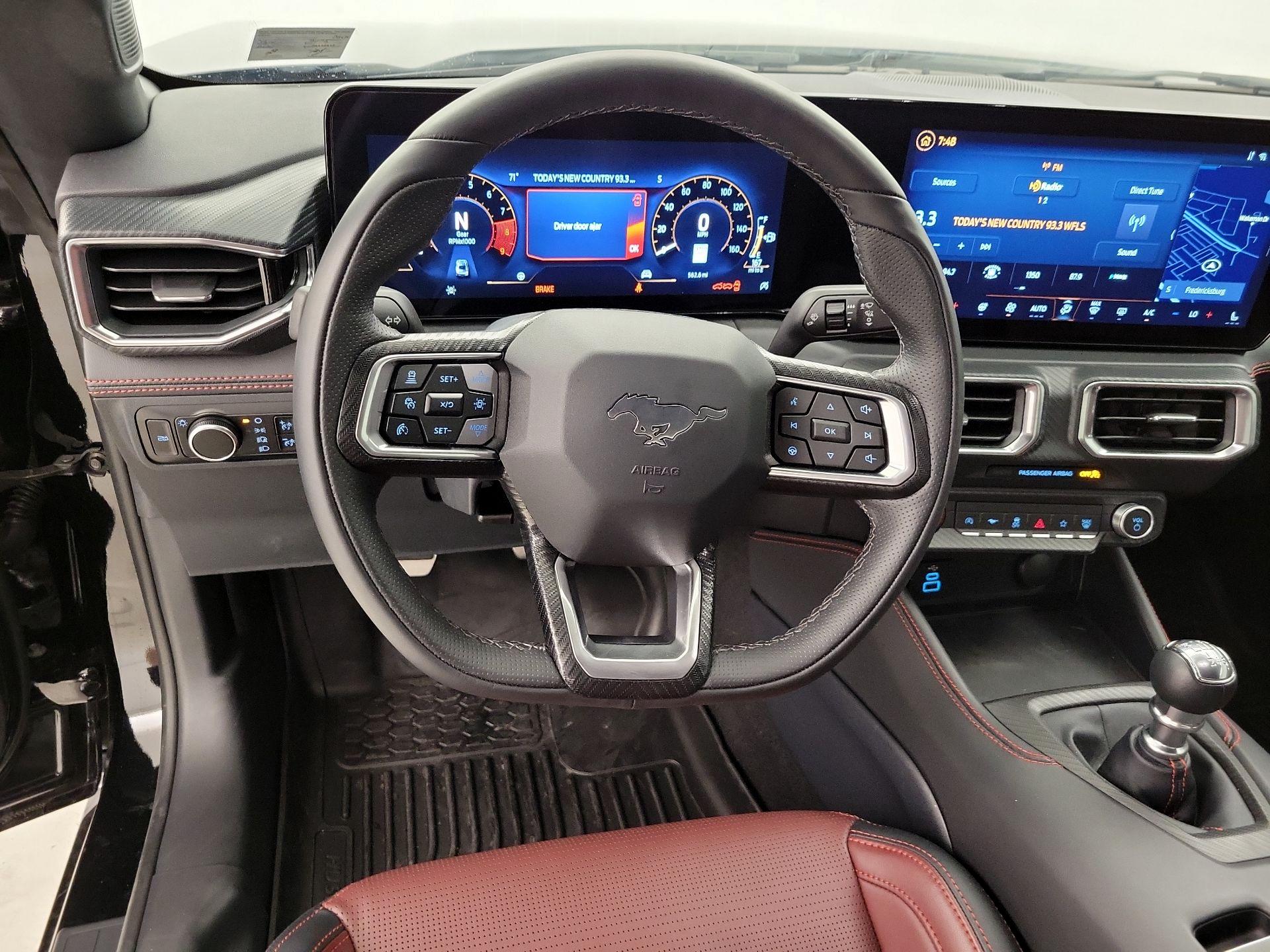 Thumbnail: 2025 Ford Mustang - 10
