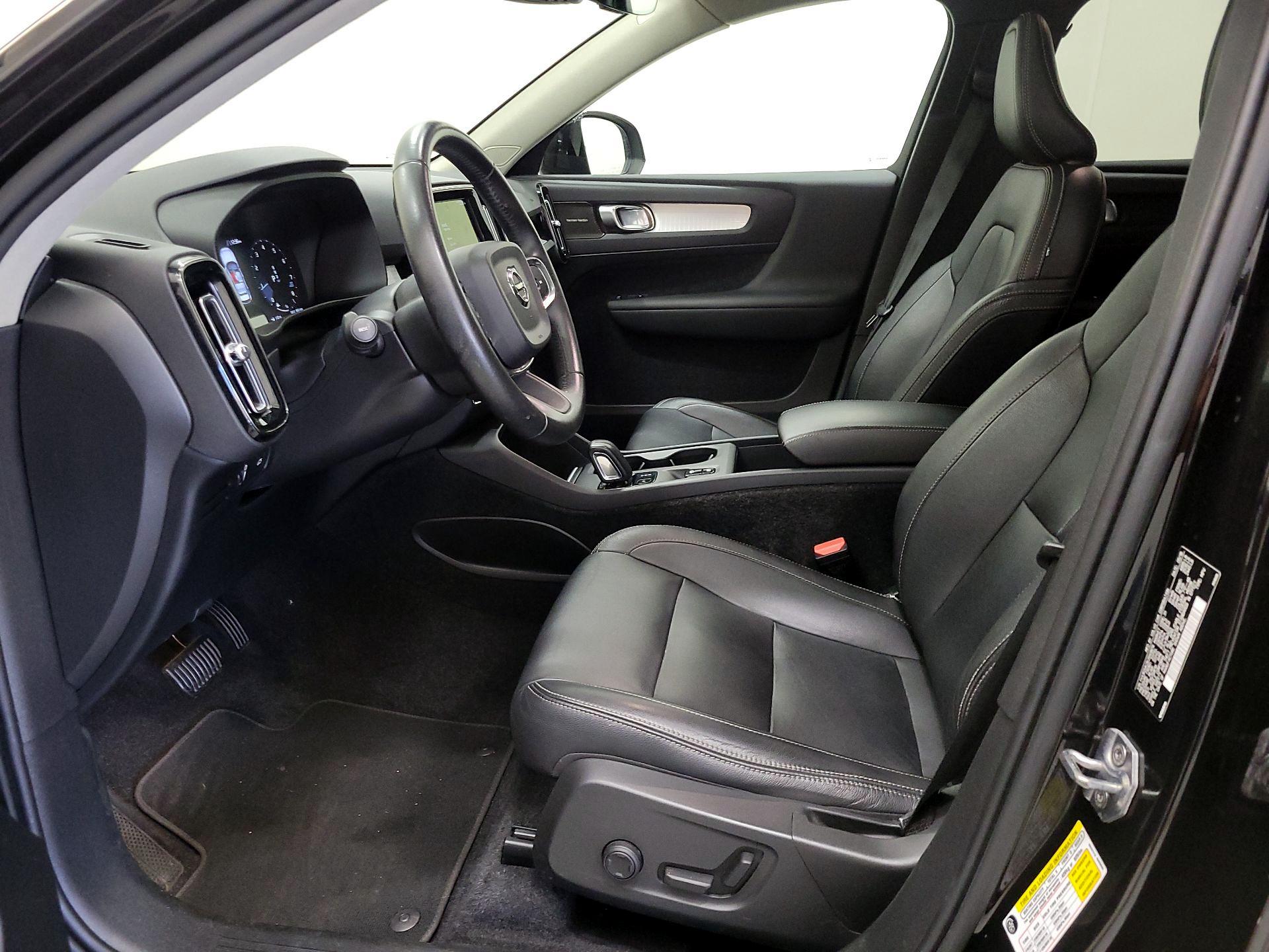 Thumbnail: 2019 Volvo XC40 - 11