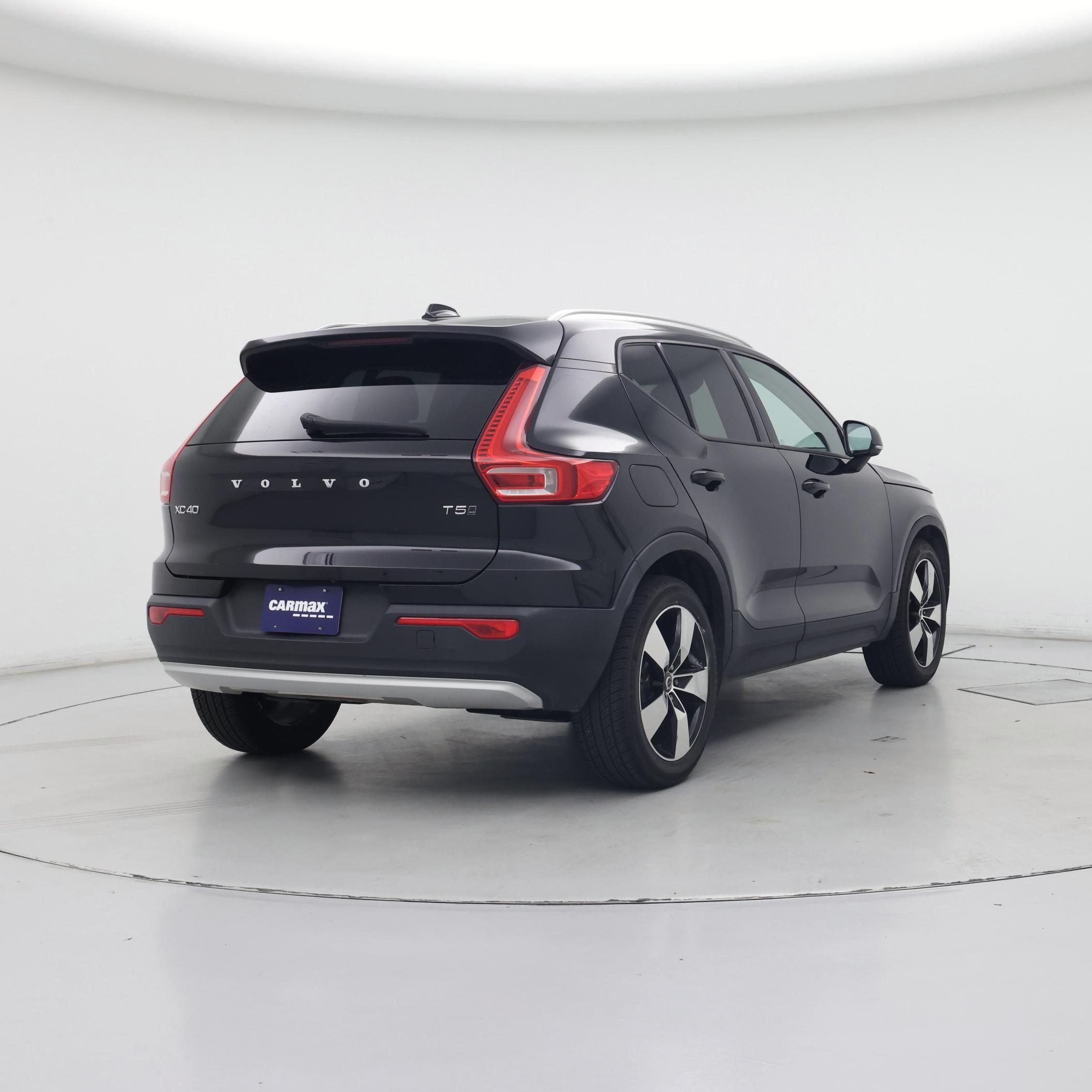 Thumbnail: 2019 Volvo XC40 - 8
