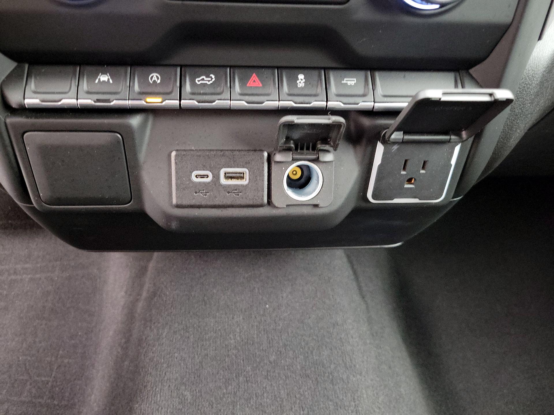Thumbnail: 2023 Chevrolet Silverado 1500 - 18