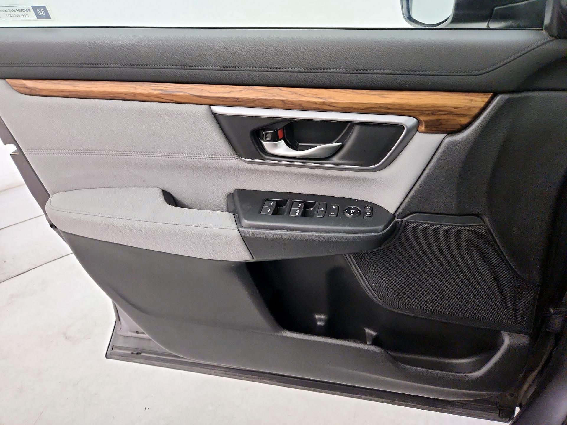 Thumbnail: 2017 Honda CR-V - 12