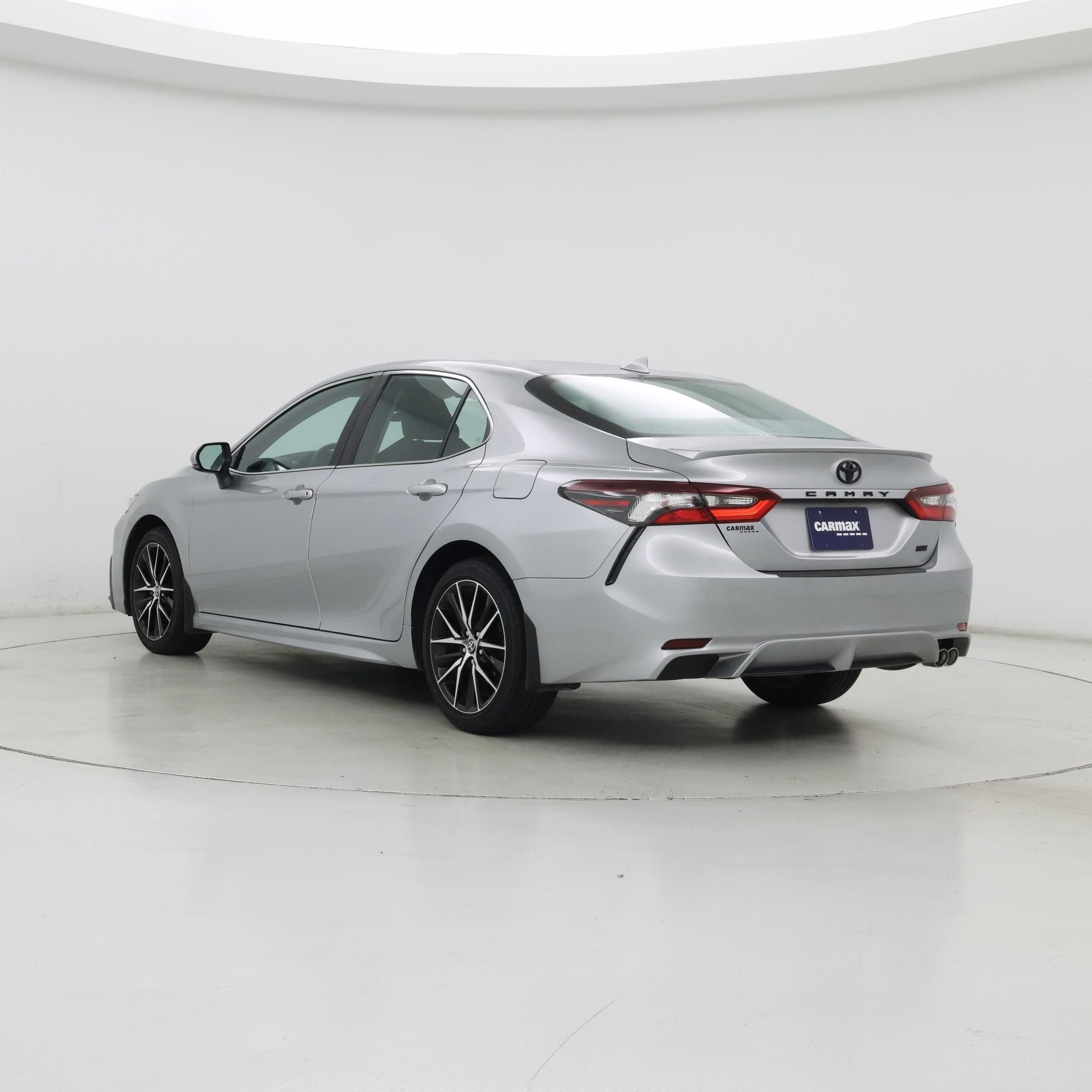 Thumbnail: 2022 Toyota Camry - 2