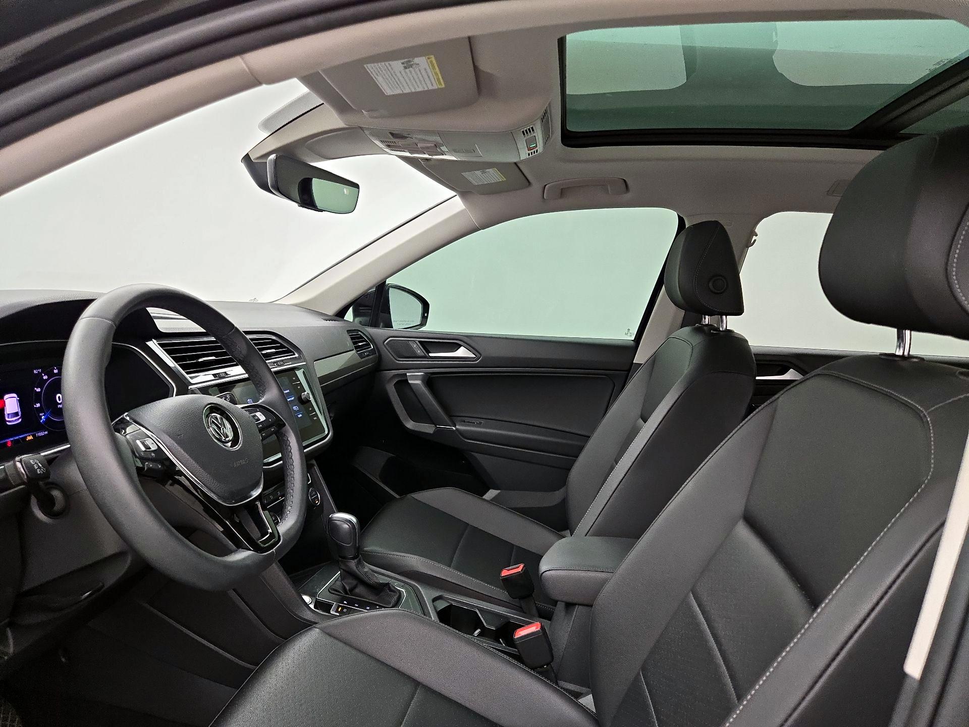 Thumbnail: 2020 Volkswagen Tiguan - 20