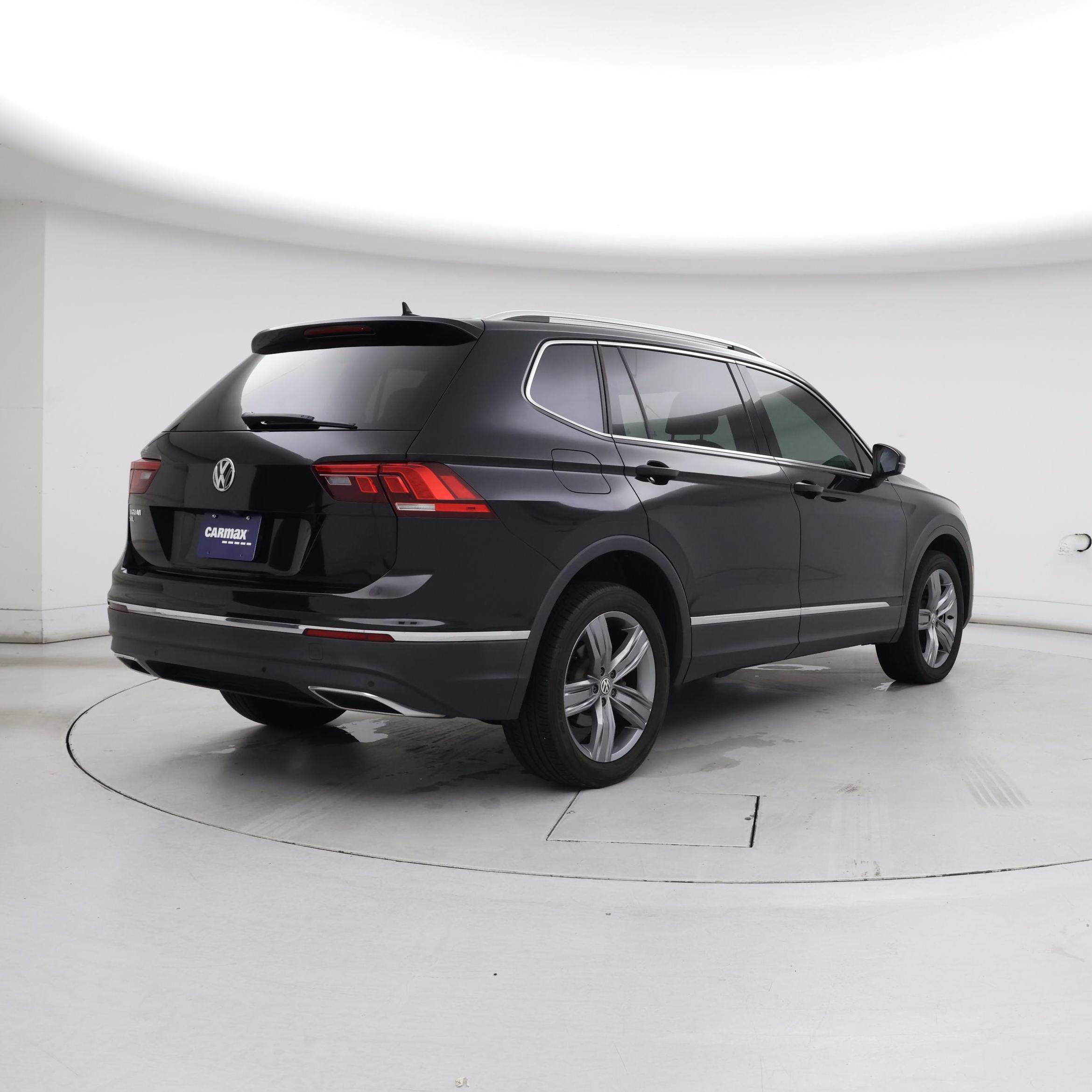 Thumbnail: 2020 Volkswagen Tiguan - 8