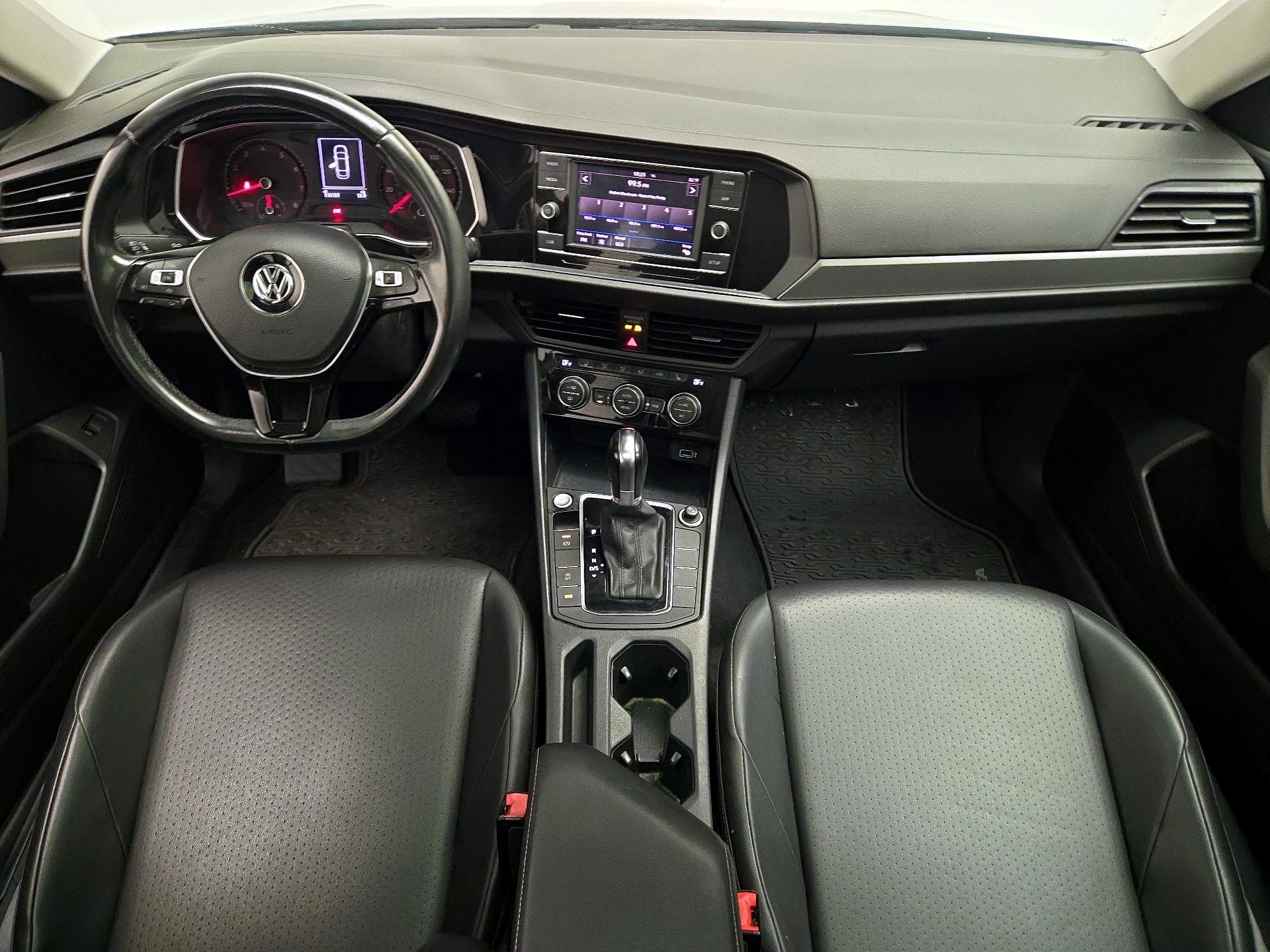 Thumbnail: 2019 Volkswagen Jetta - 9