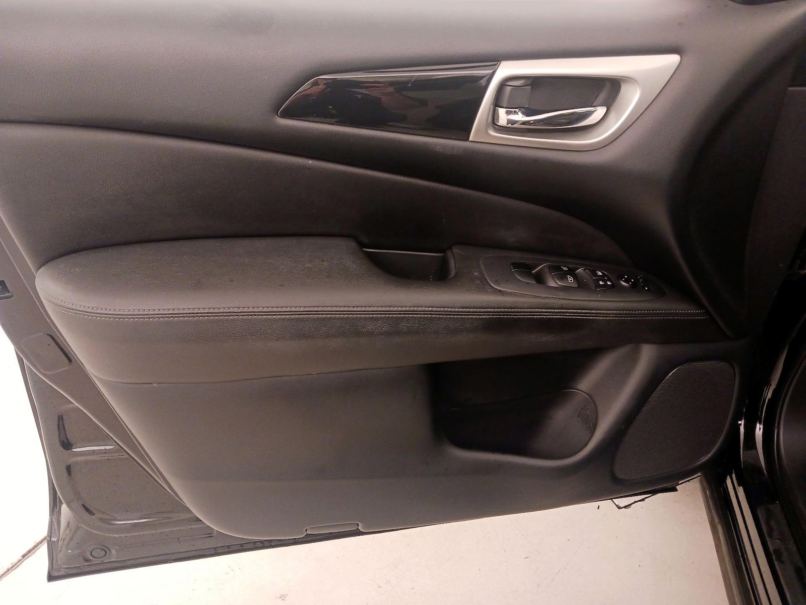 2019 Nissan Pathfinder SV - Photo 13