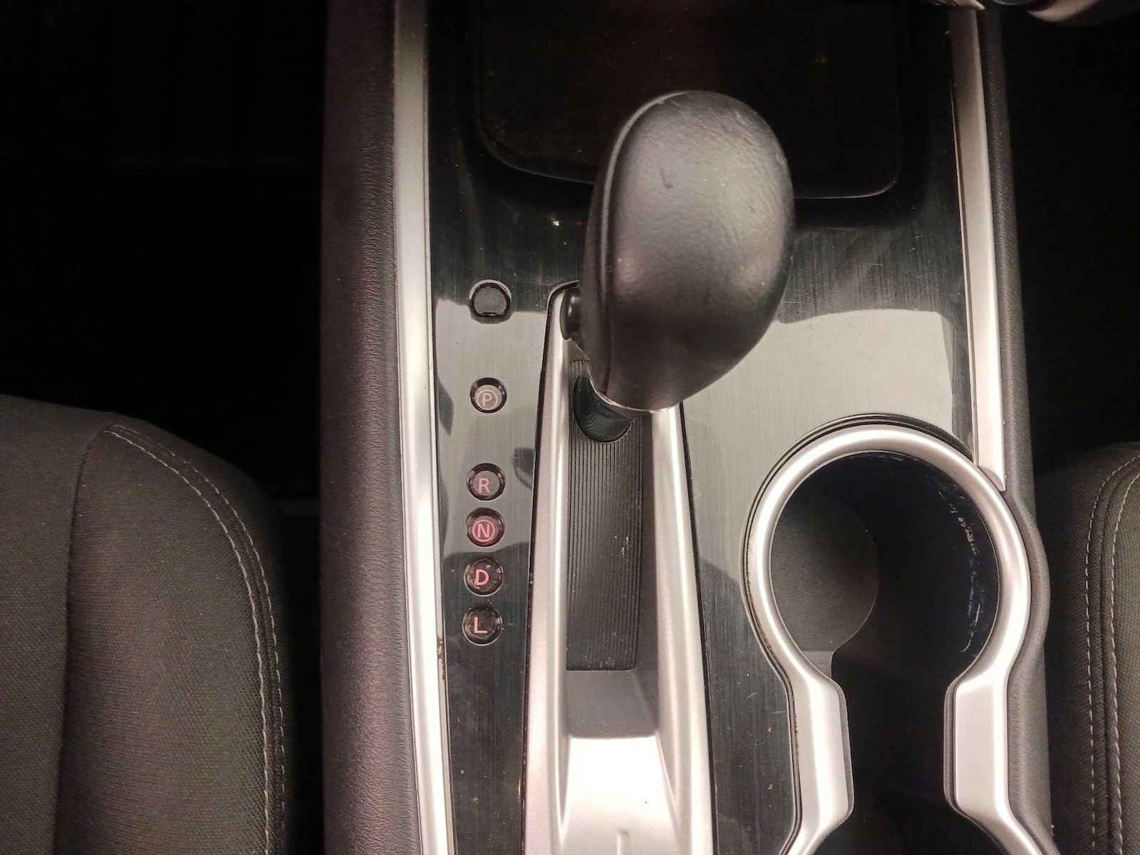 2019 Nissan Pathfinder SV - Photo 18