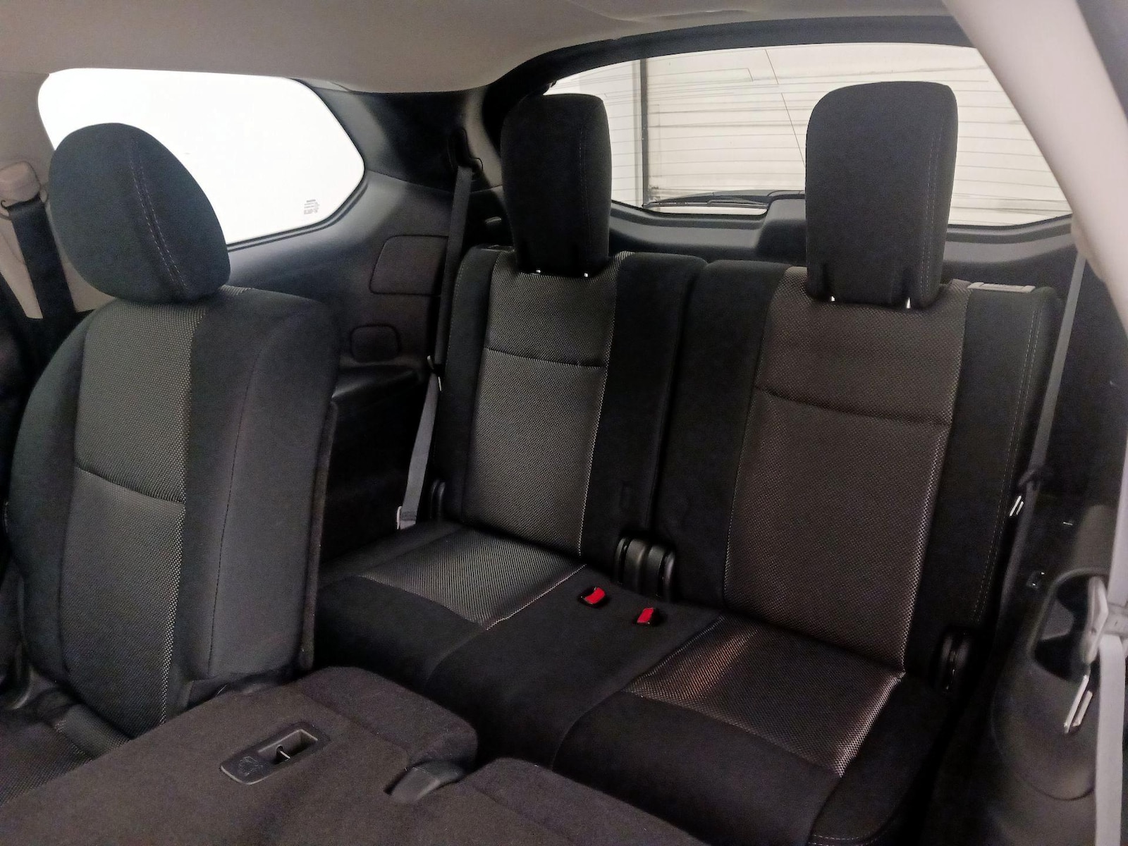 2019 Nissan Pathfinder SV - Photo 21