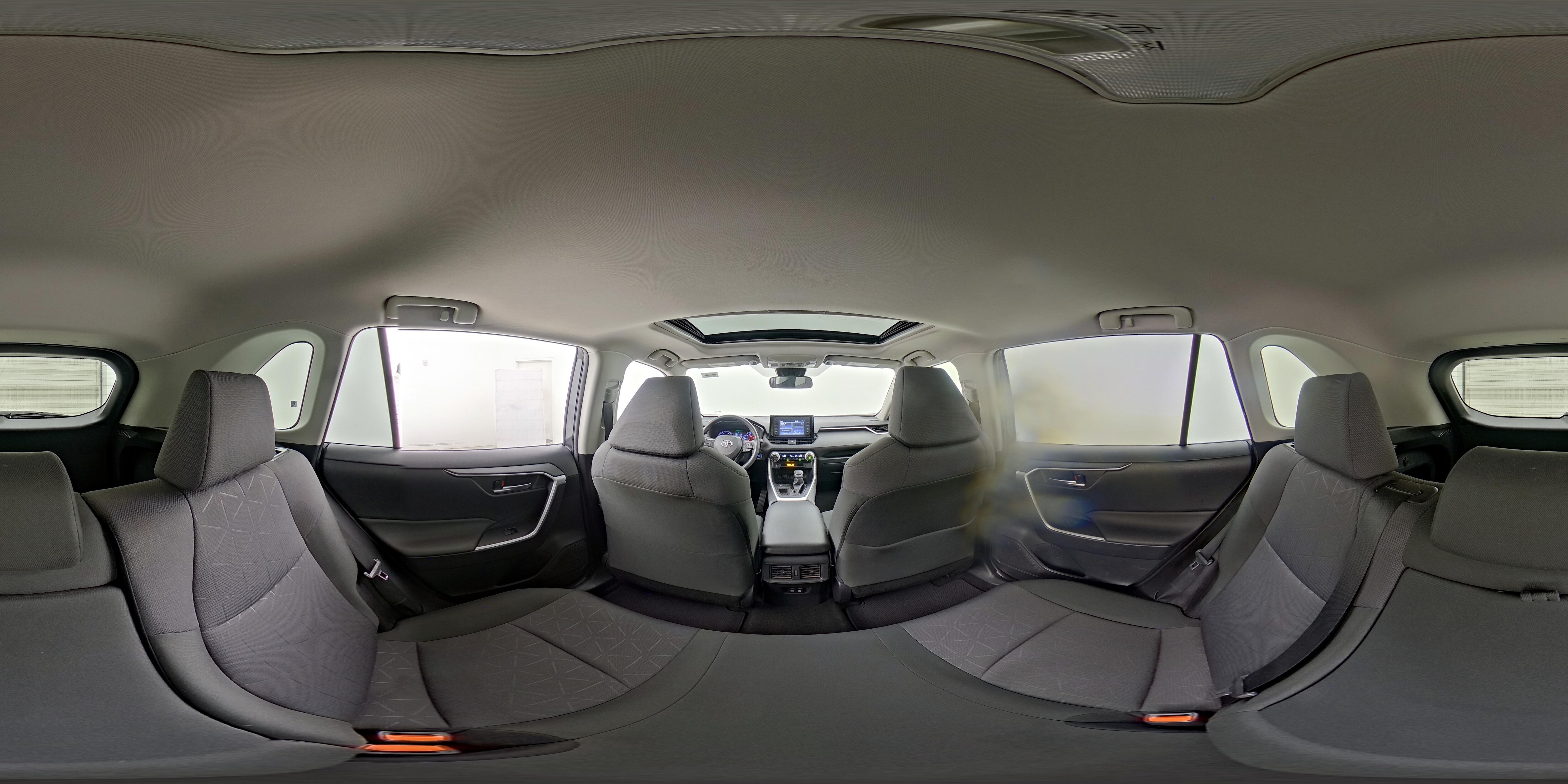 2019 Toyota RAV4 XLE - Photo 26