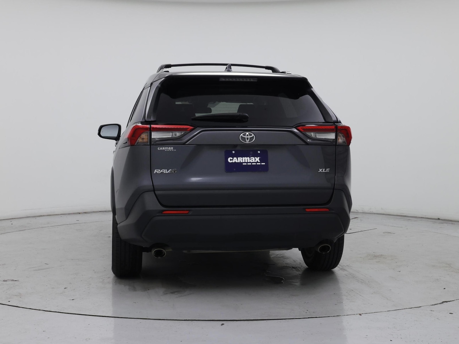 2019 Toyota RAV4 XLE - Photo 7