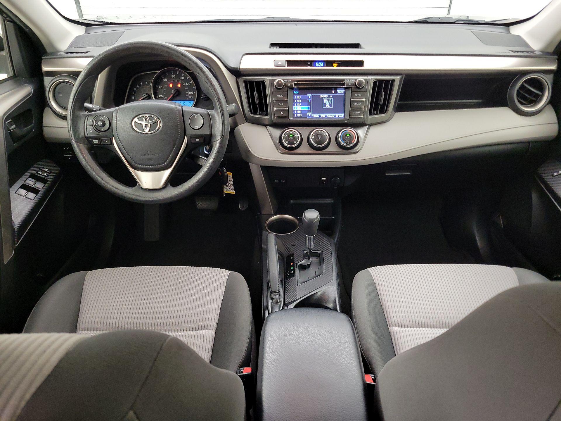 Thumbnail: 2014 Toyota RAV4 - 9