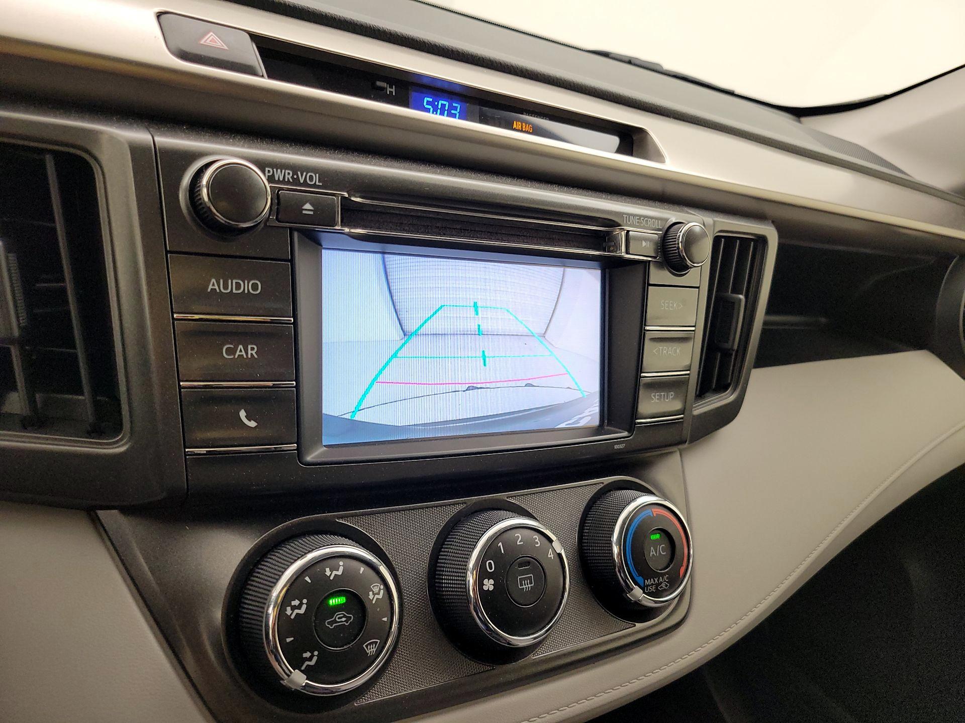 Thumbnail: 2014 Toyota RAV4 - 14
