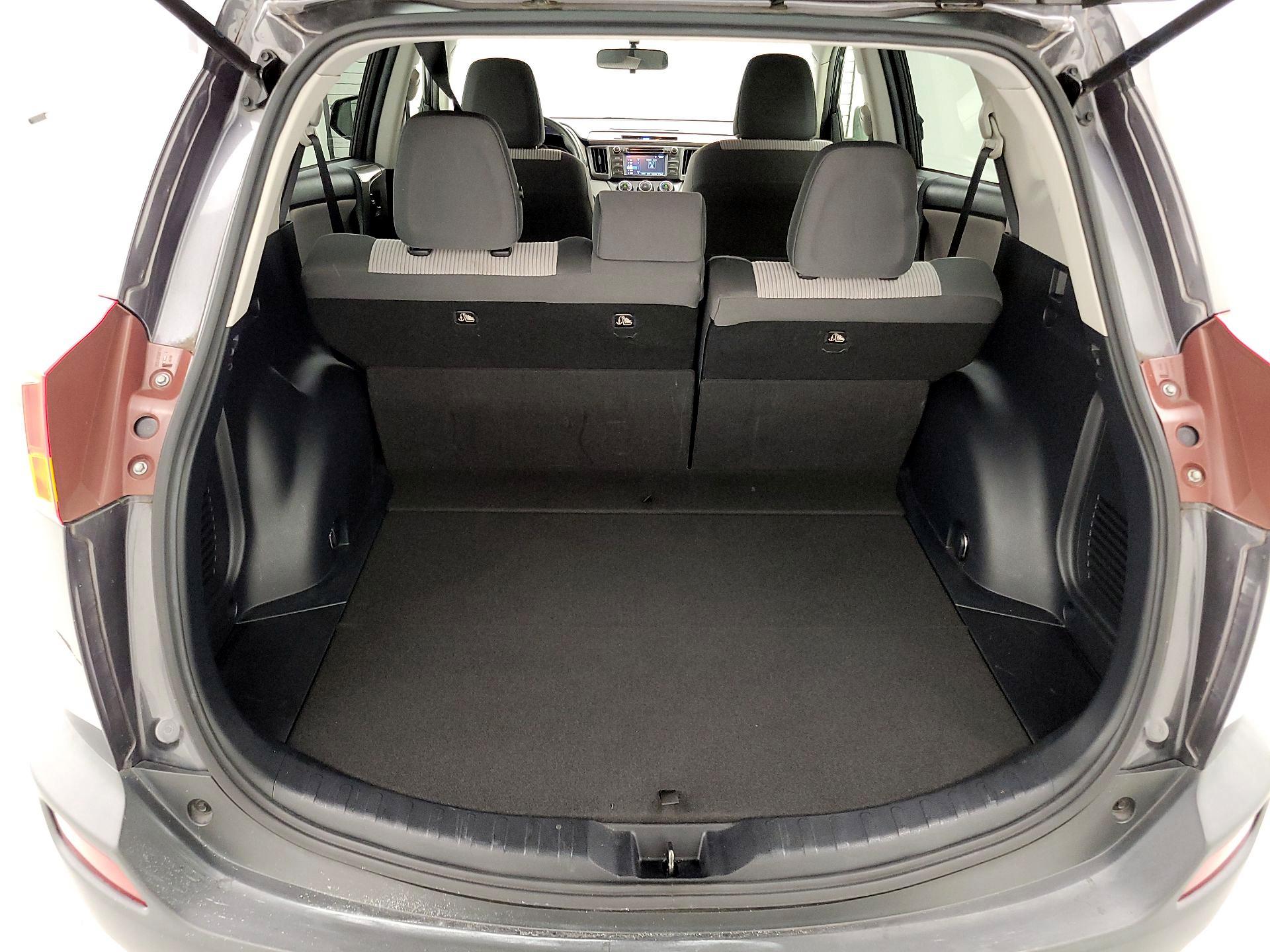 Thumbnail: 2014 Toyota RAV4 - 20