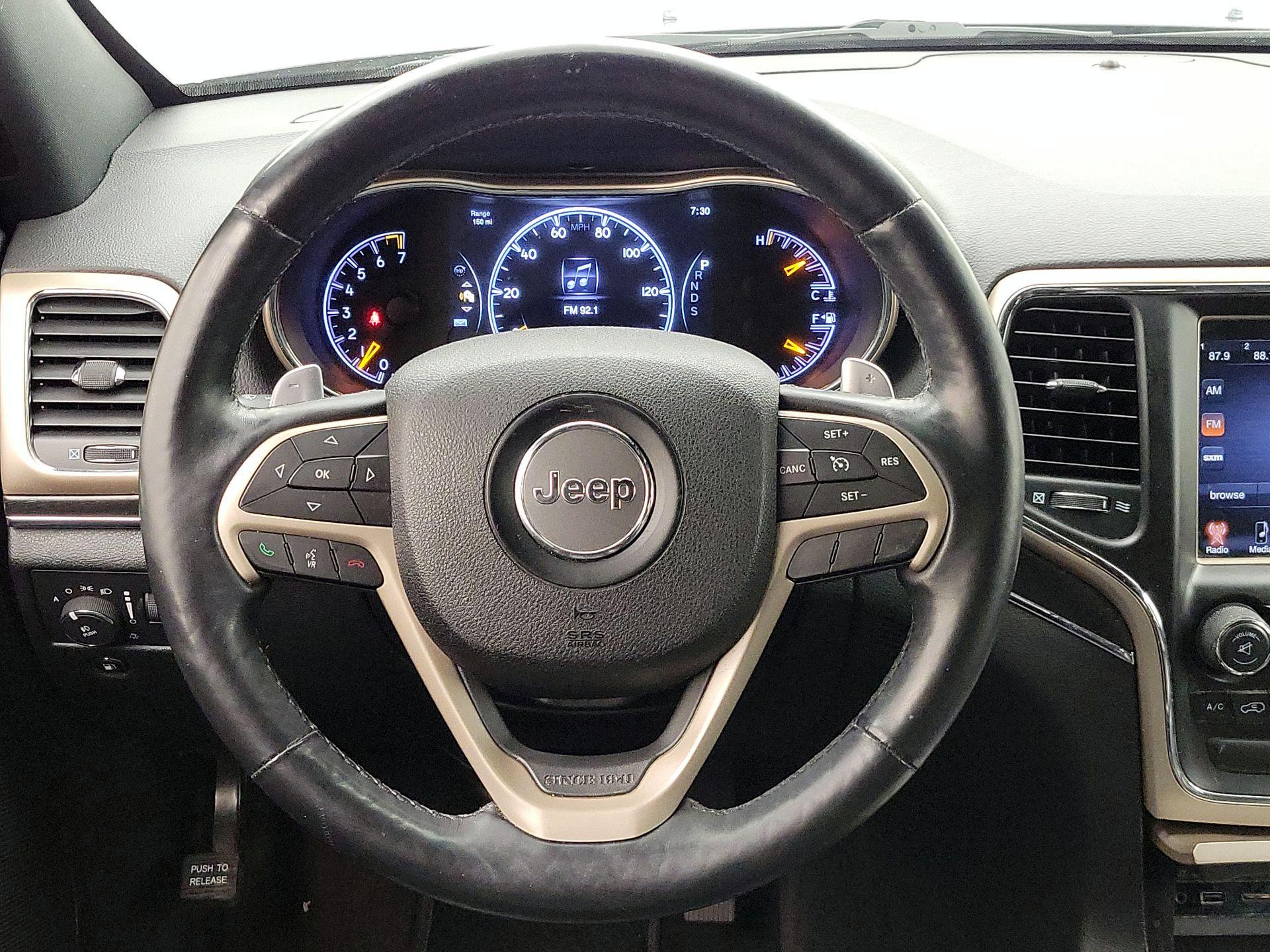 Thumbnail: 2015 Jeep Grand Cherokee - 10