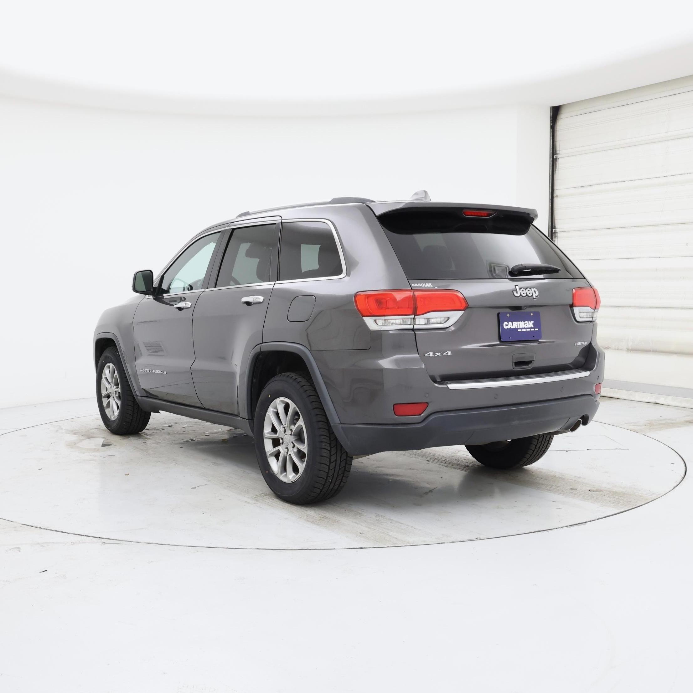 Thumbnail: 2015 Jeep Grand Cherokee - 2
