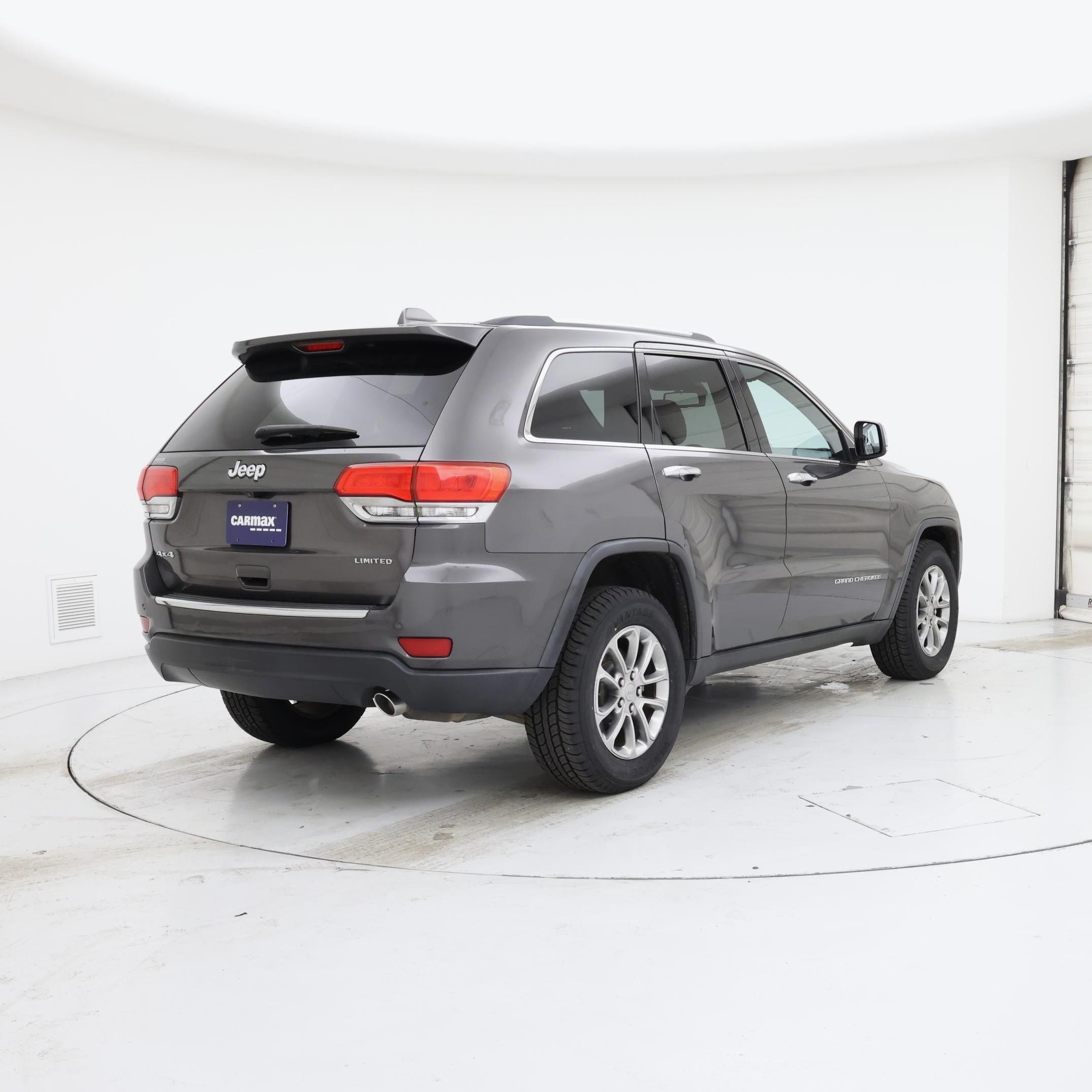 Thumbnail: 2015 Jeep Grand Cherokee - 8