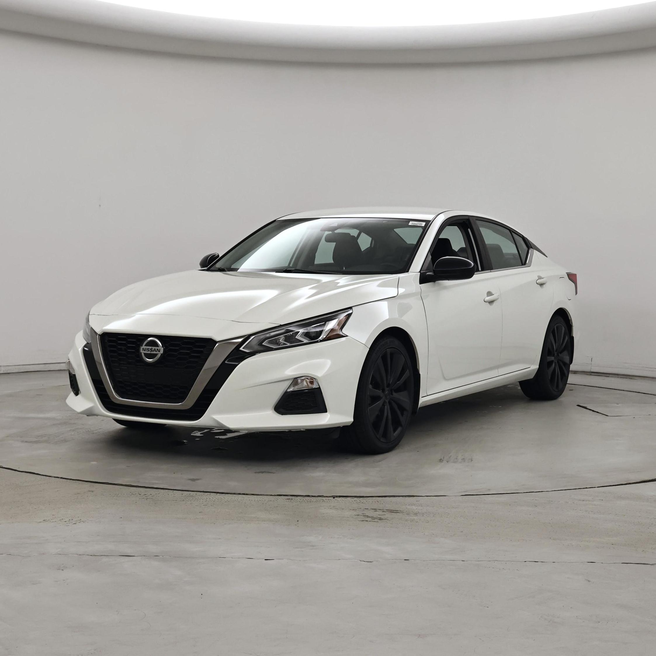 Thumbnail: 2021 Nissan Altima - 4