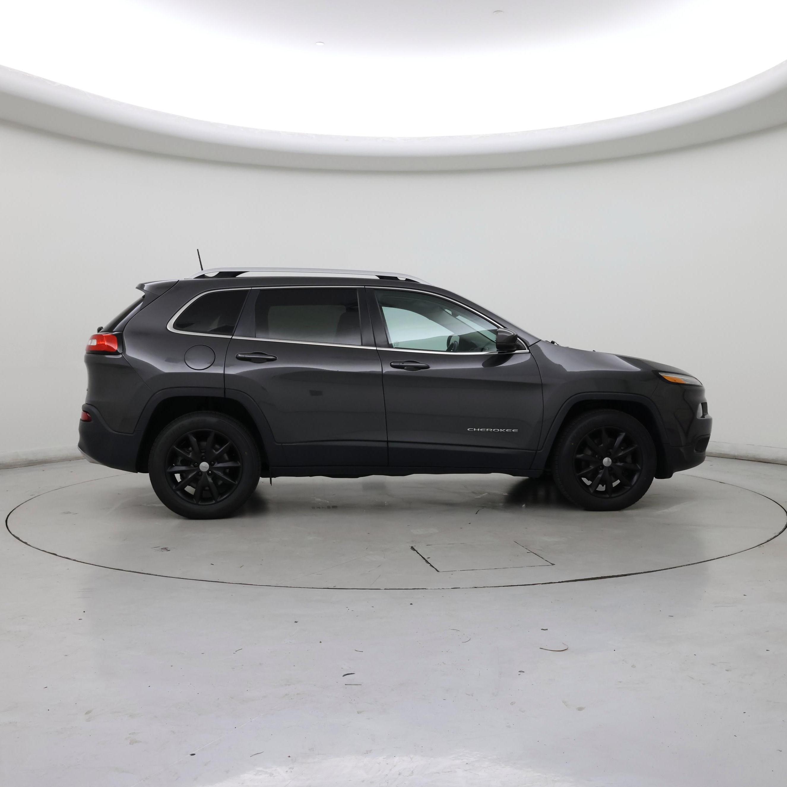 Thumbnail: 2016 Jeep Cherokee - 7