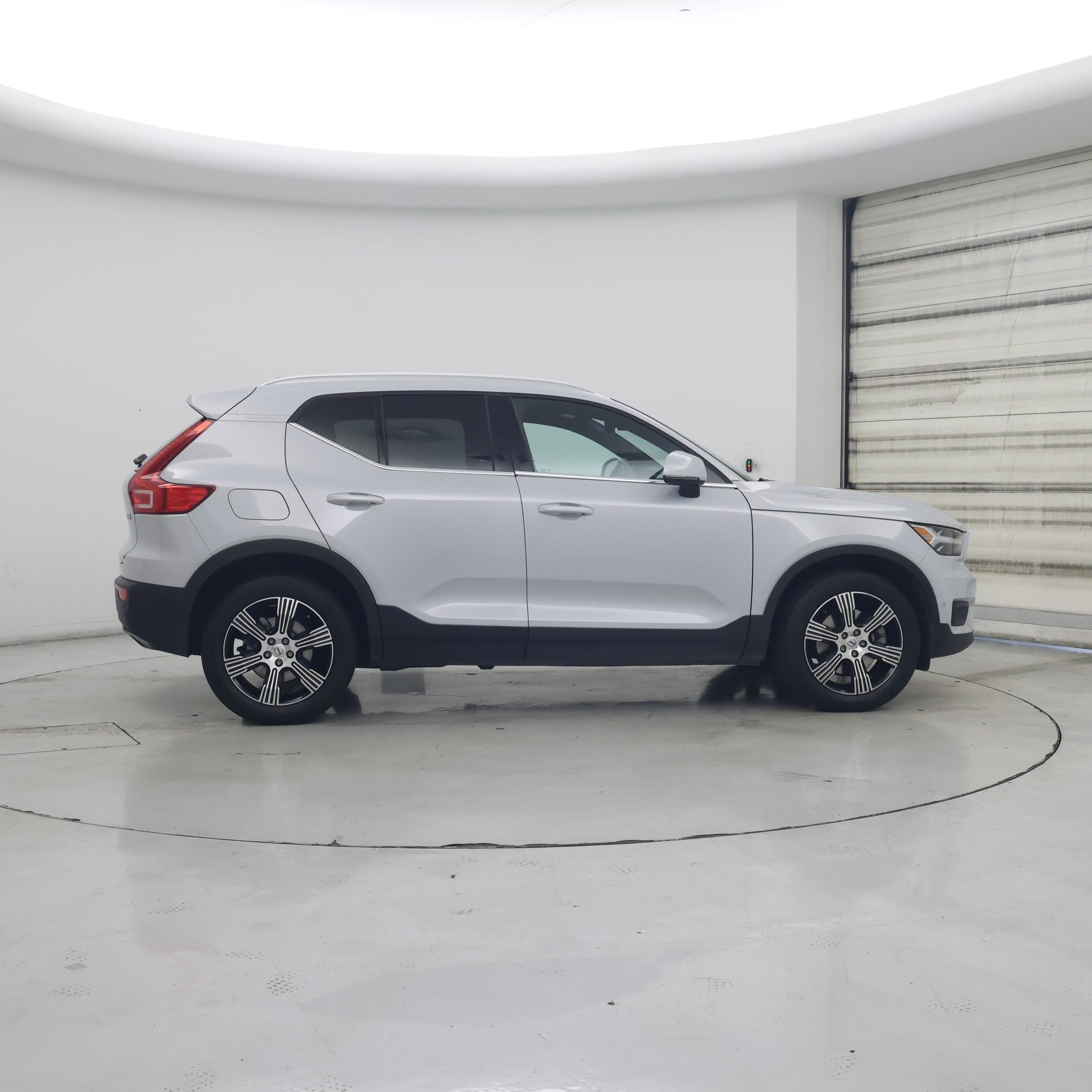 Thumbnail: 2020 Volvo XC40 - 7