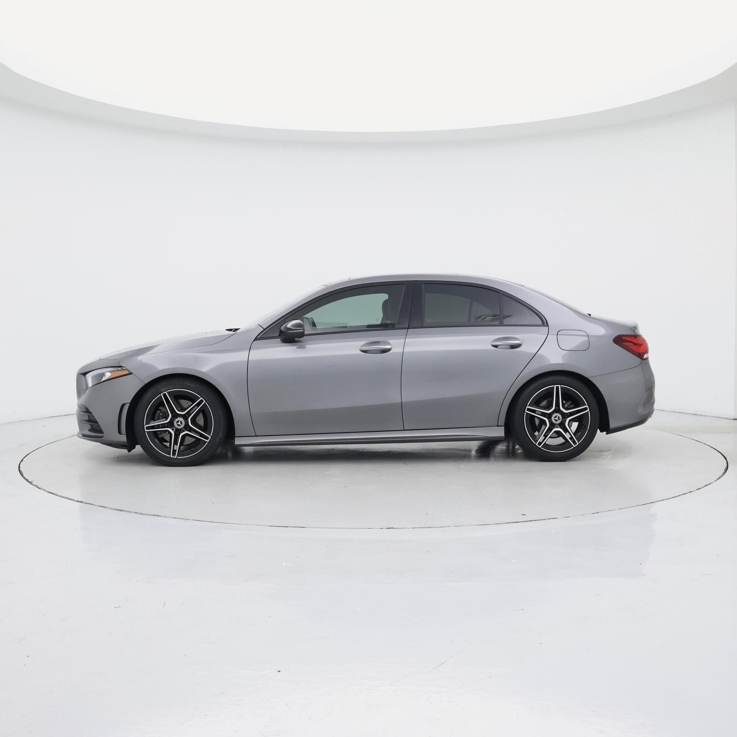 Thumbnail: 2019 Mercedes-Benz A-Class - 3
