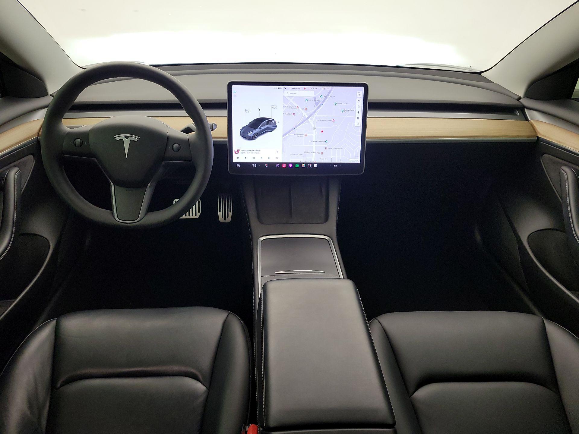 Thumbnail: 2021 Tesla Model 3 - 9