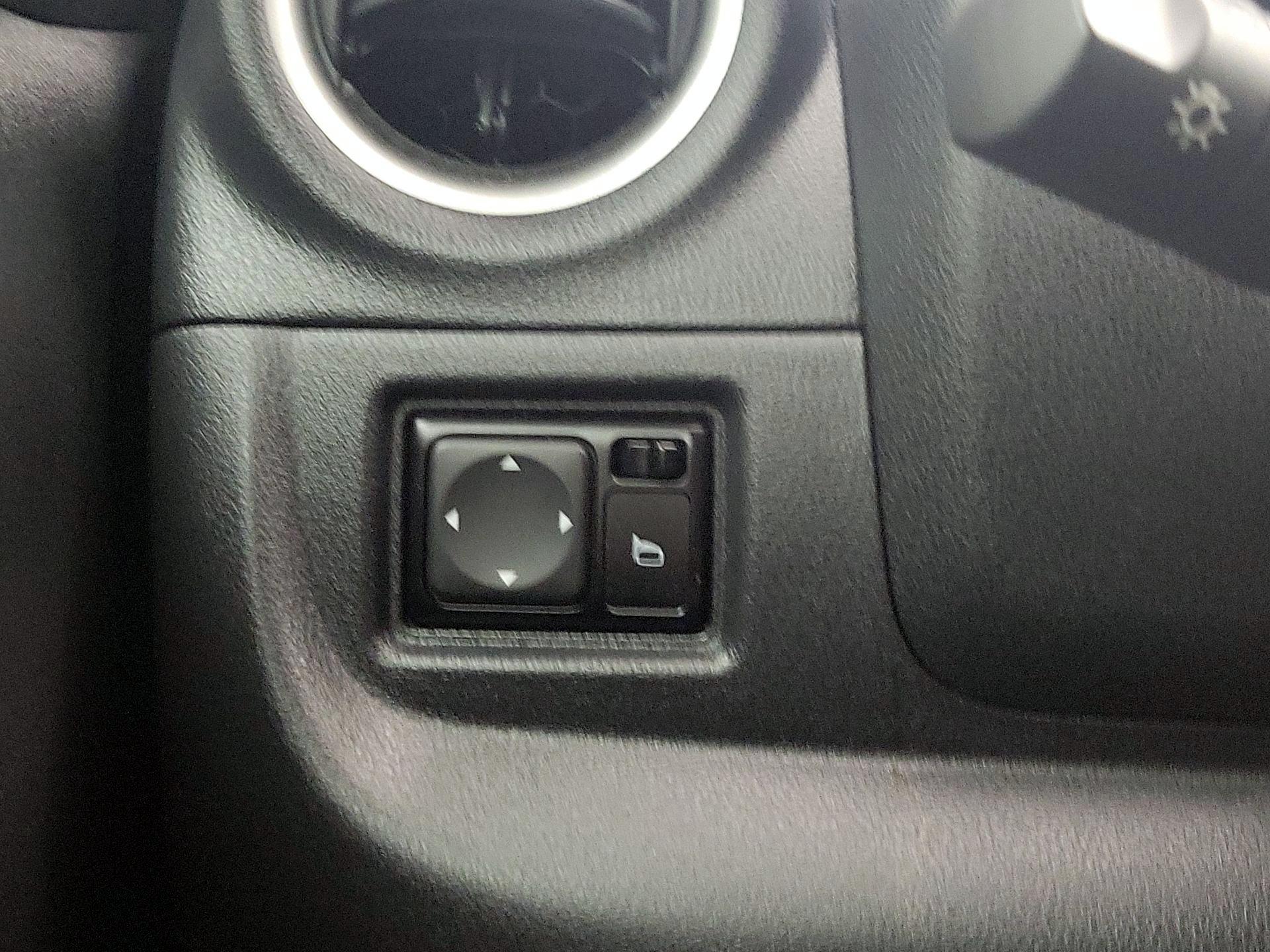 Thumbnail: 2019 Nissan Versa - 13