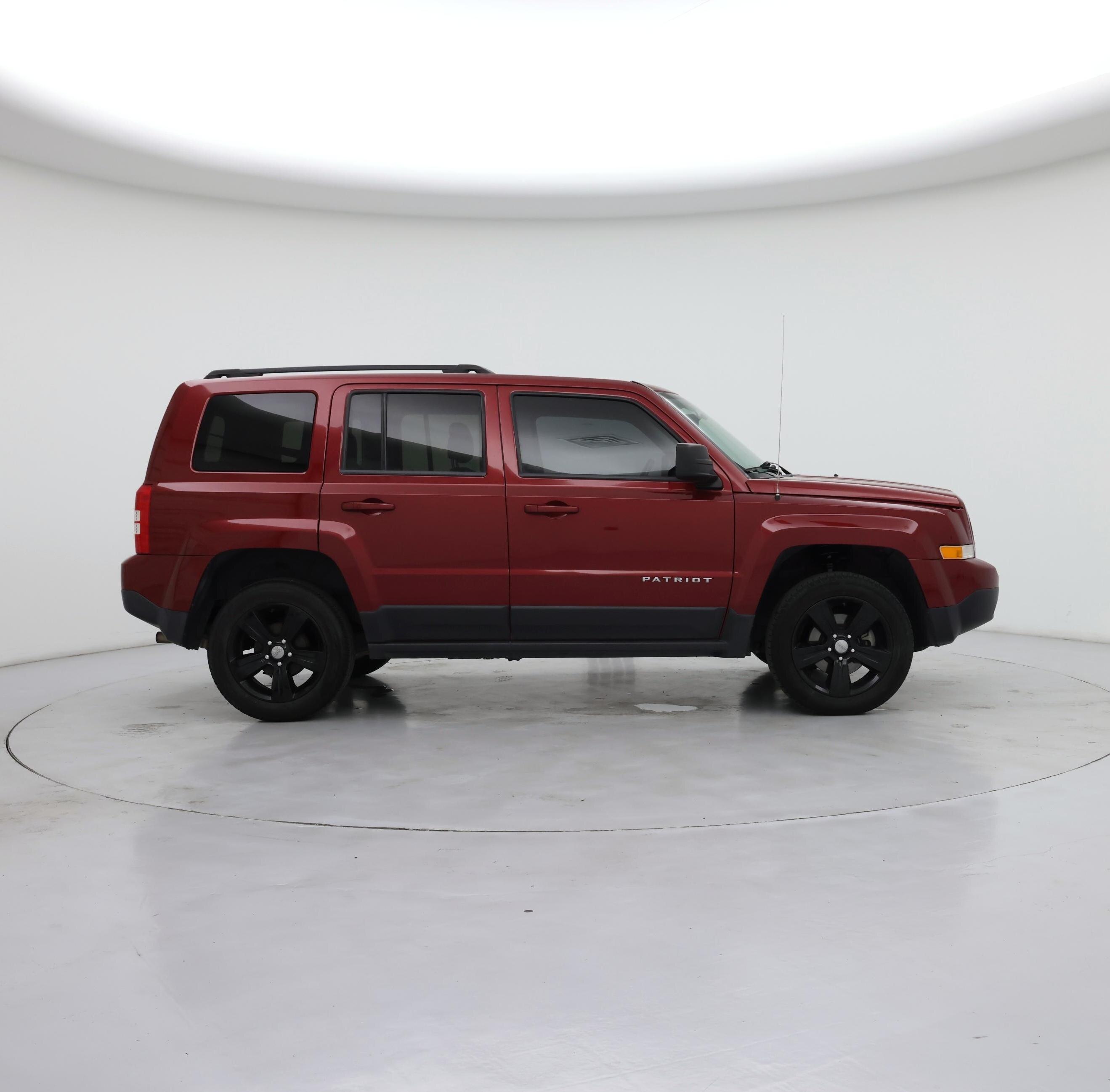 Thumbnail: 2016 Jeep Patriot - 7