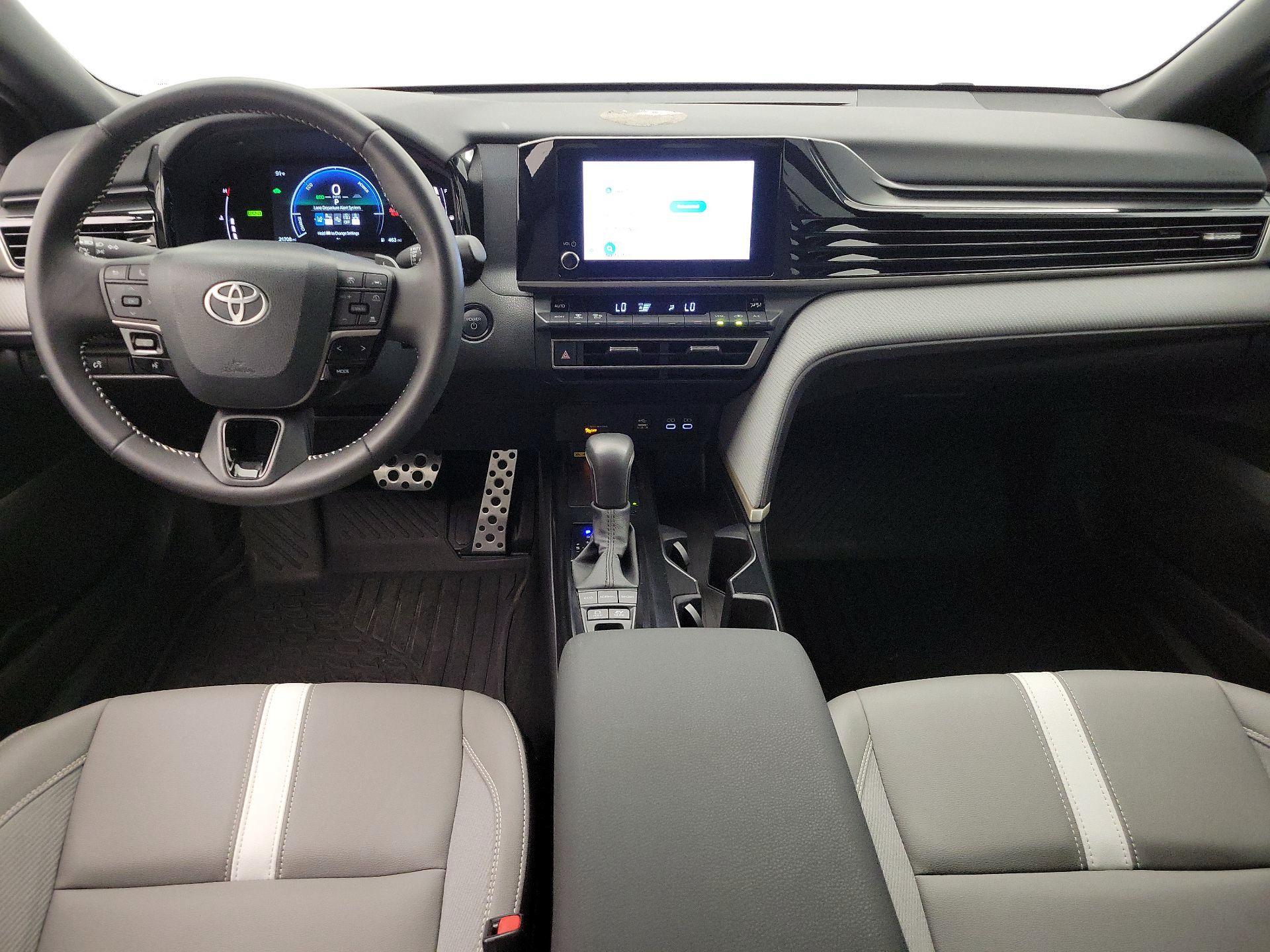 Thumbnail: 2025 Toyota Camry - 9
