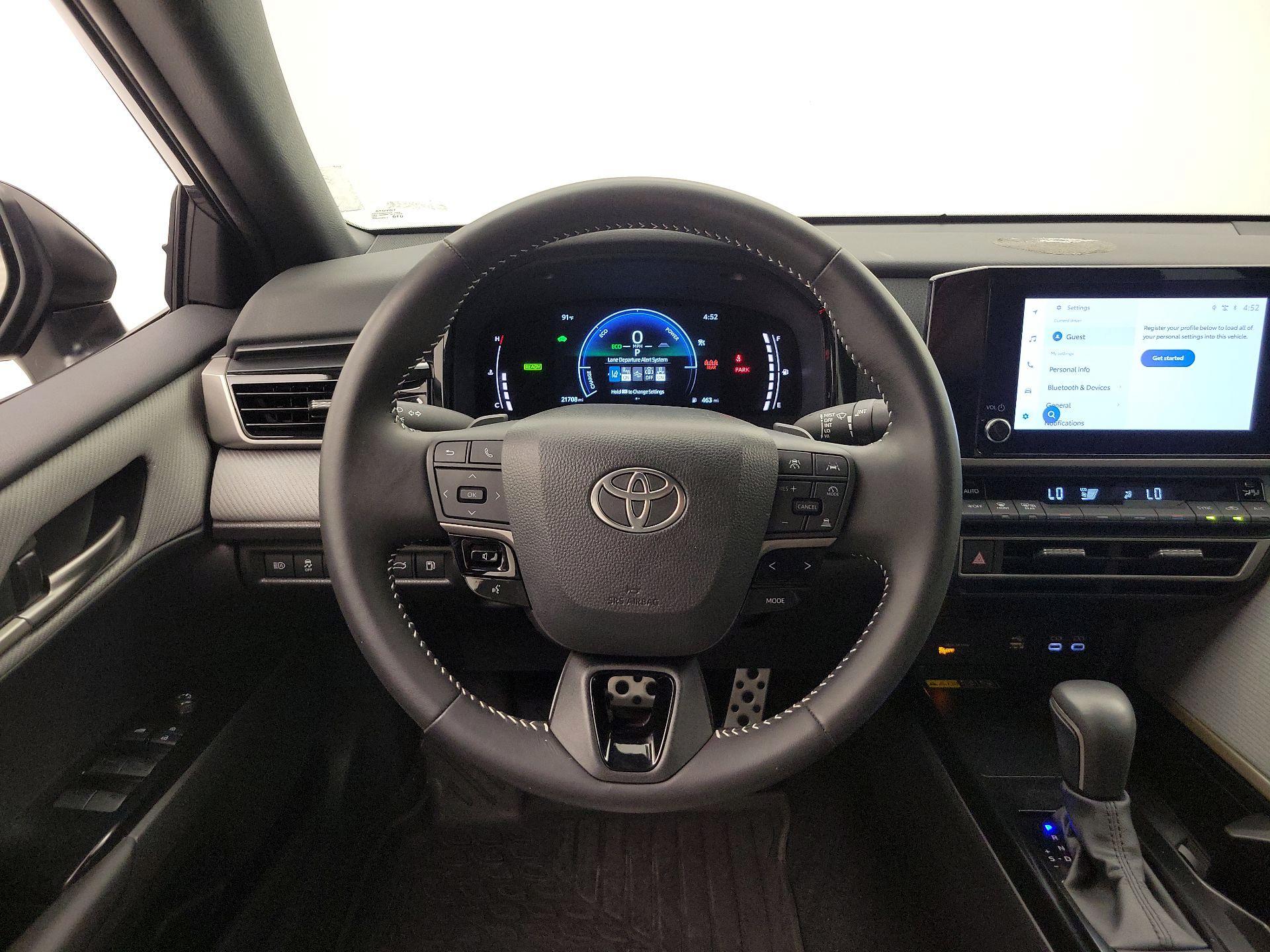 Thumbnail: 2025 Toyota Camry - 10