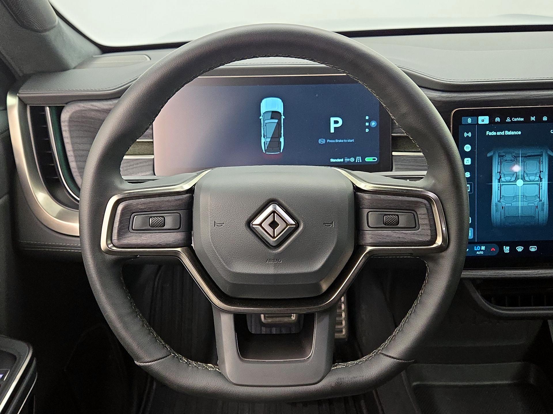 Thumbnail: 2024 Rivian R1S - 10