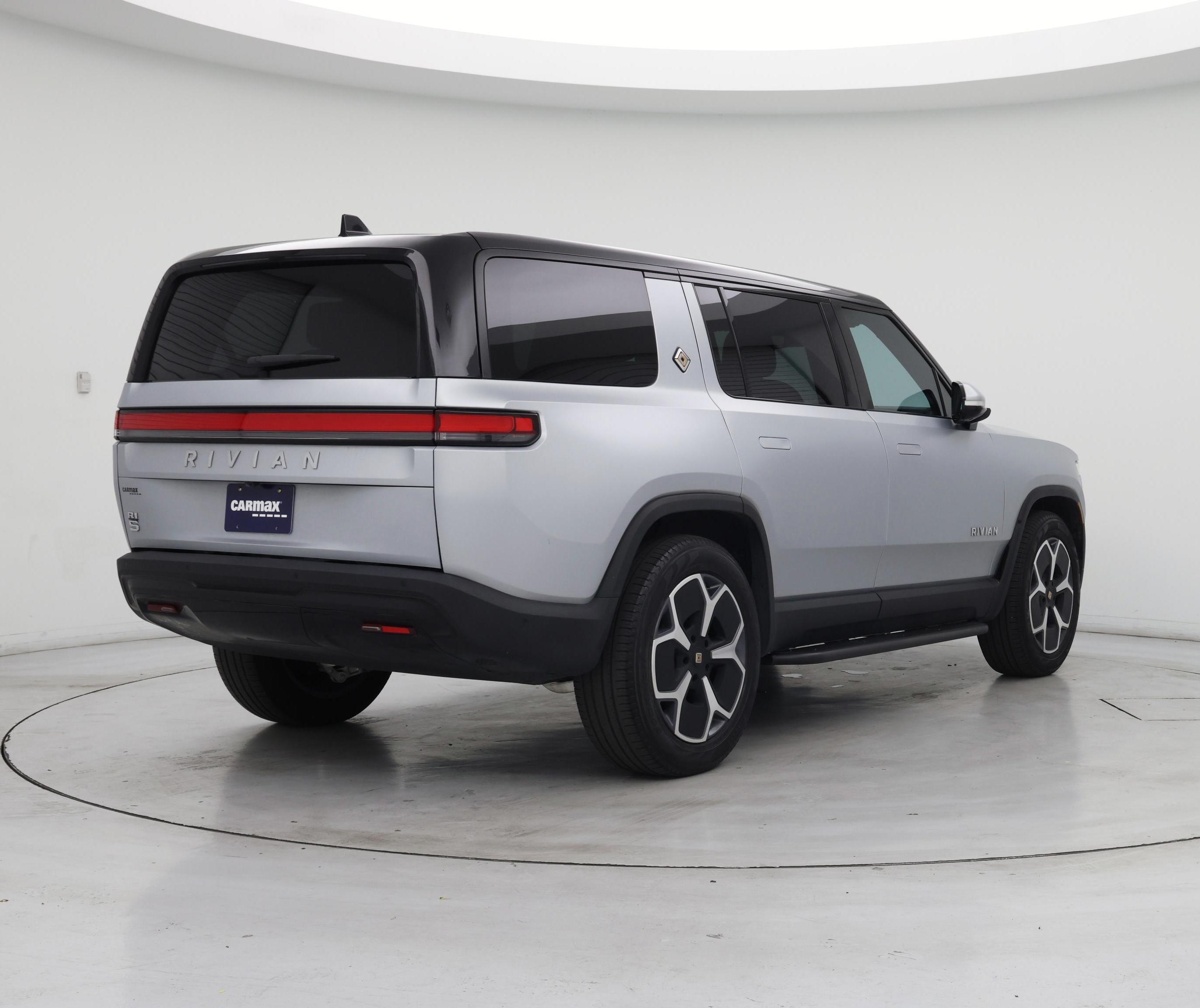 Thumbnail: 2024 Rivian R1S - 8