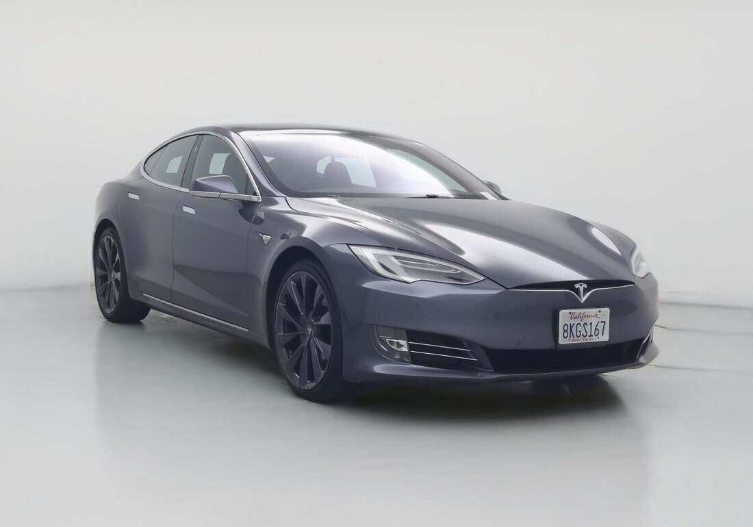 2019 Tesla Model S 100D Long Range in Gray — CarMax photo