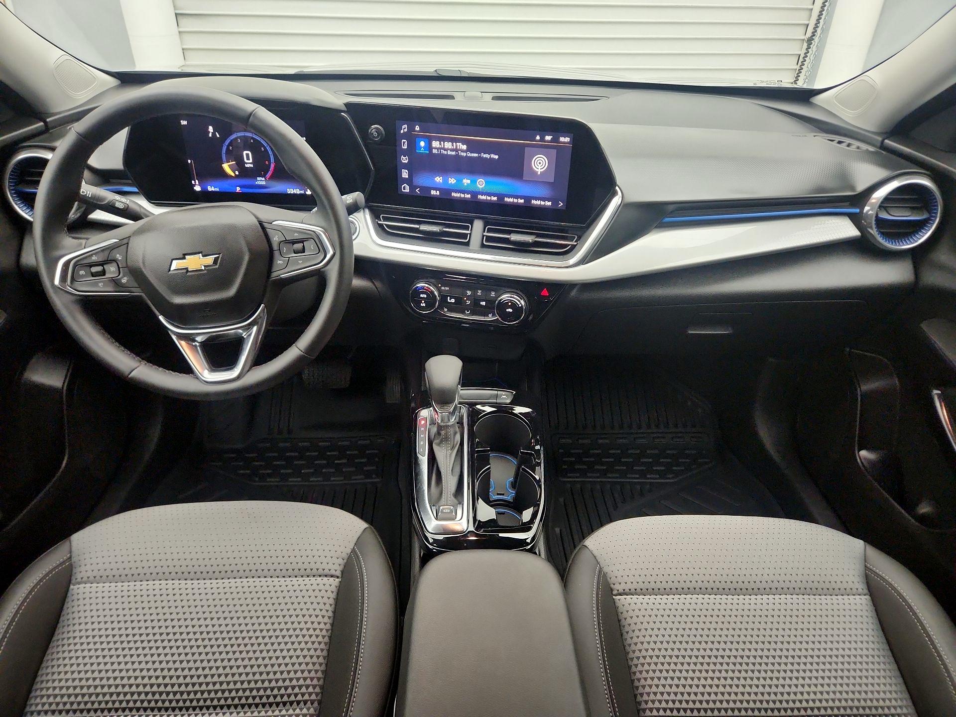 Thumbnail: 2025 Chevrolet Trax - 9