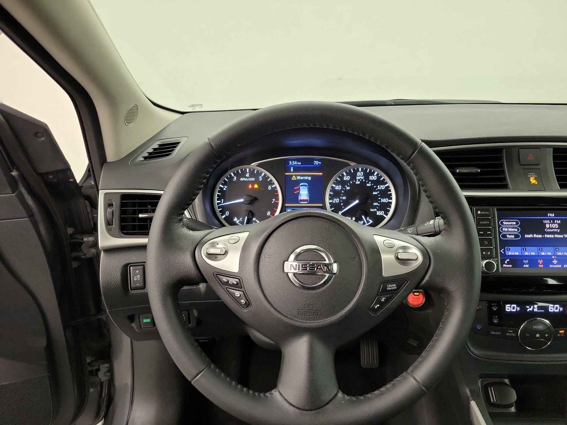 Thumbnail: 2019 Nissan Sentra - 10